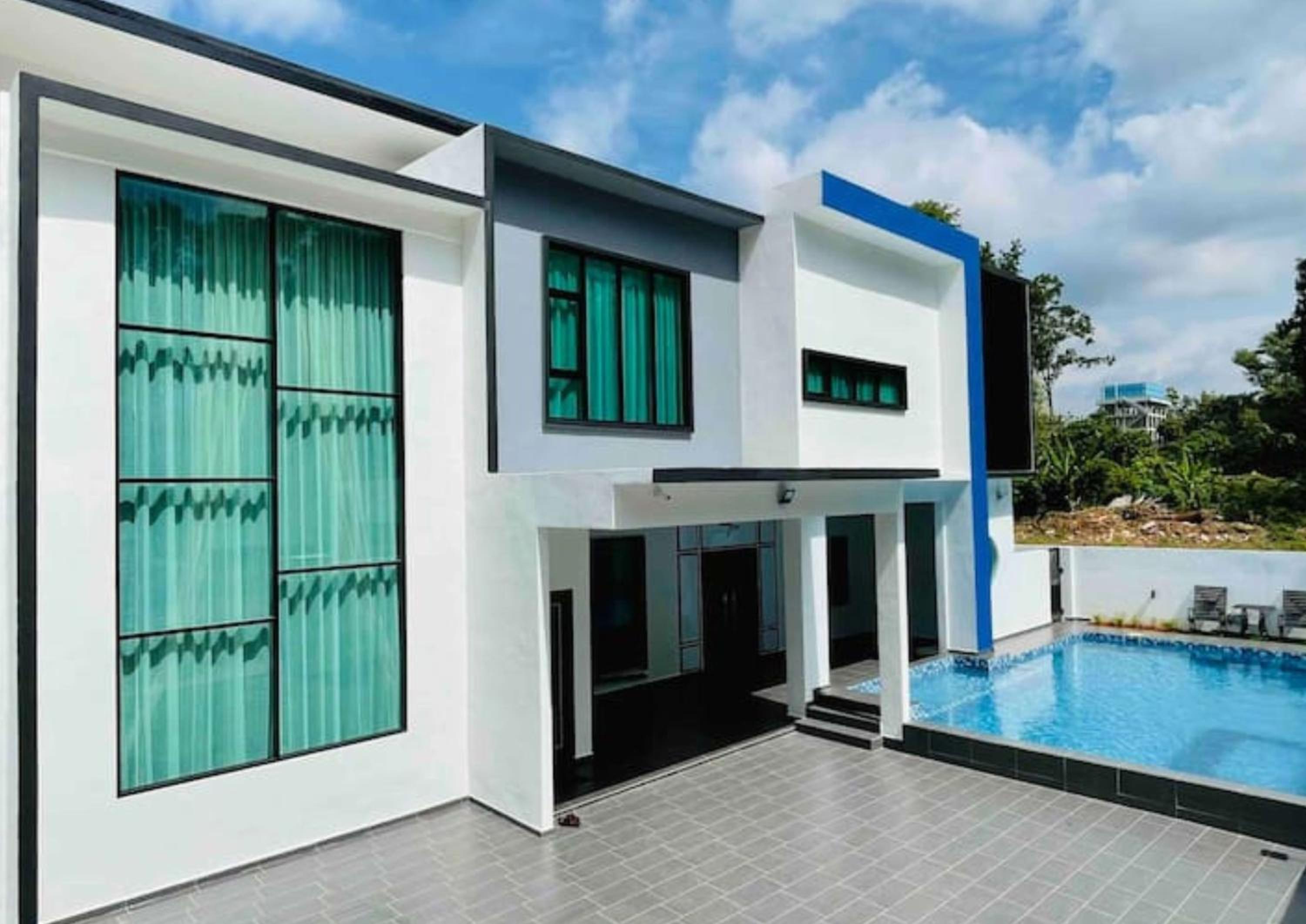 Villa photo 1