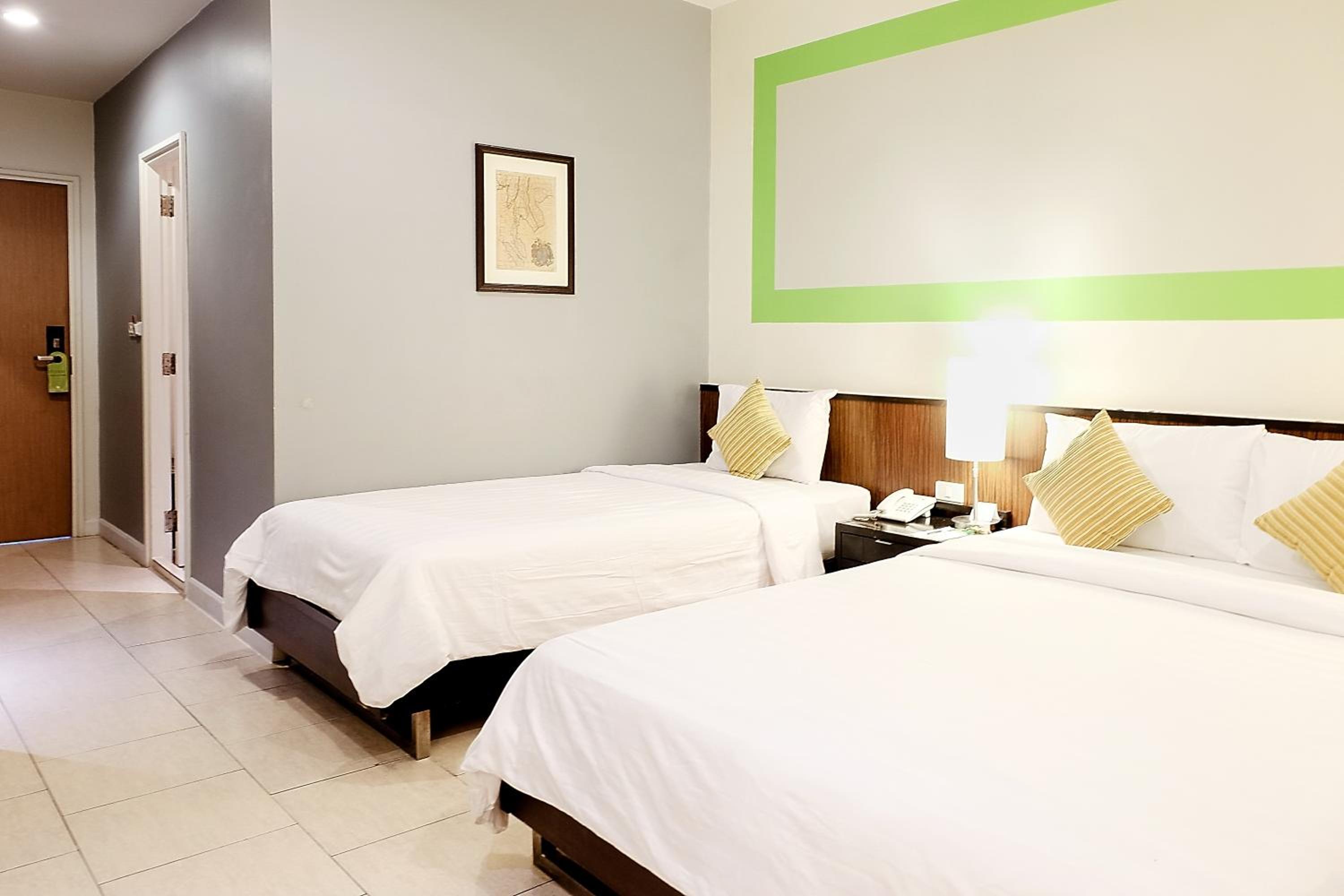 Deluxe Triple Room photo 3