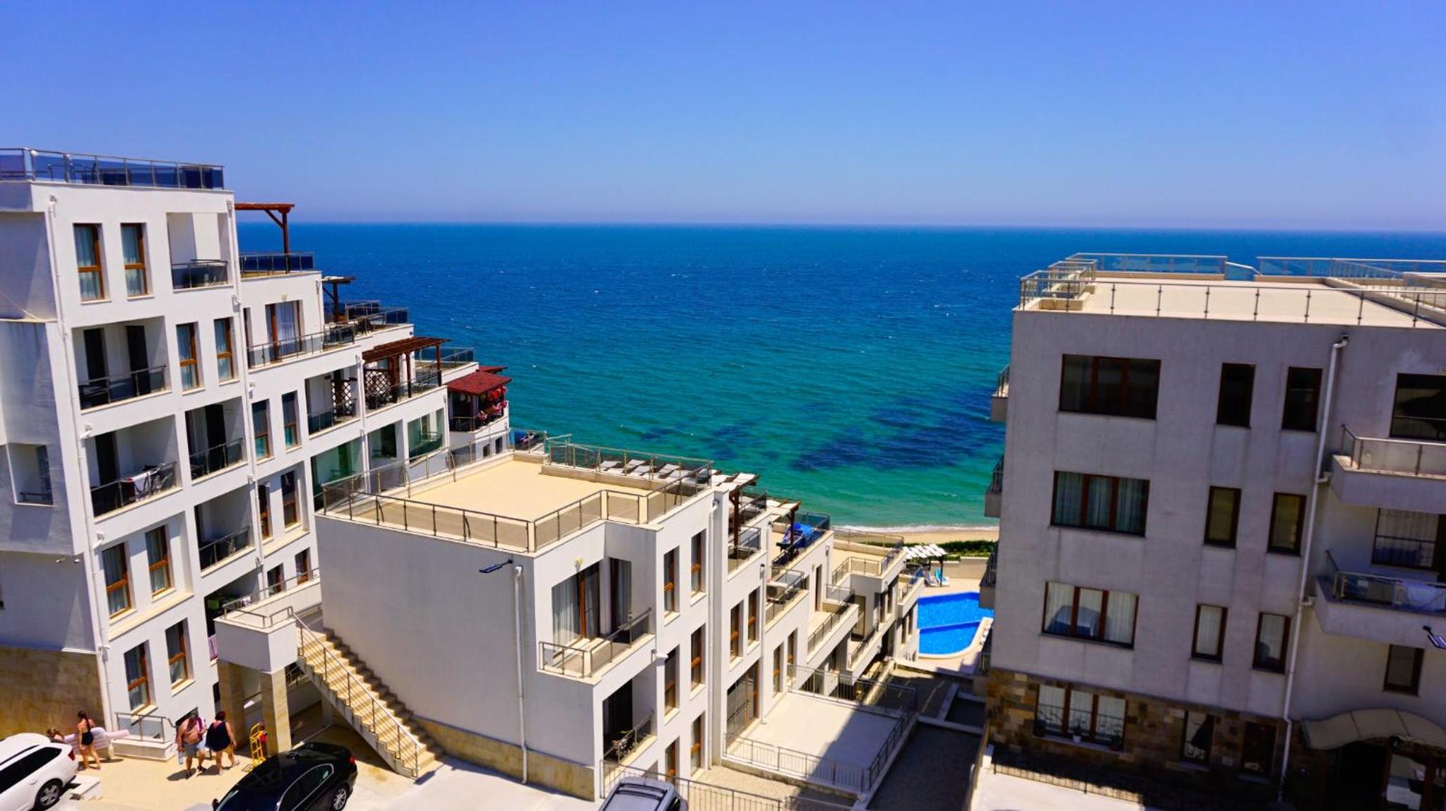Apartment with Sea View photo 2