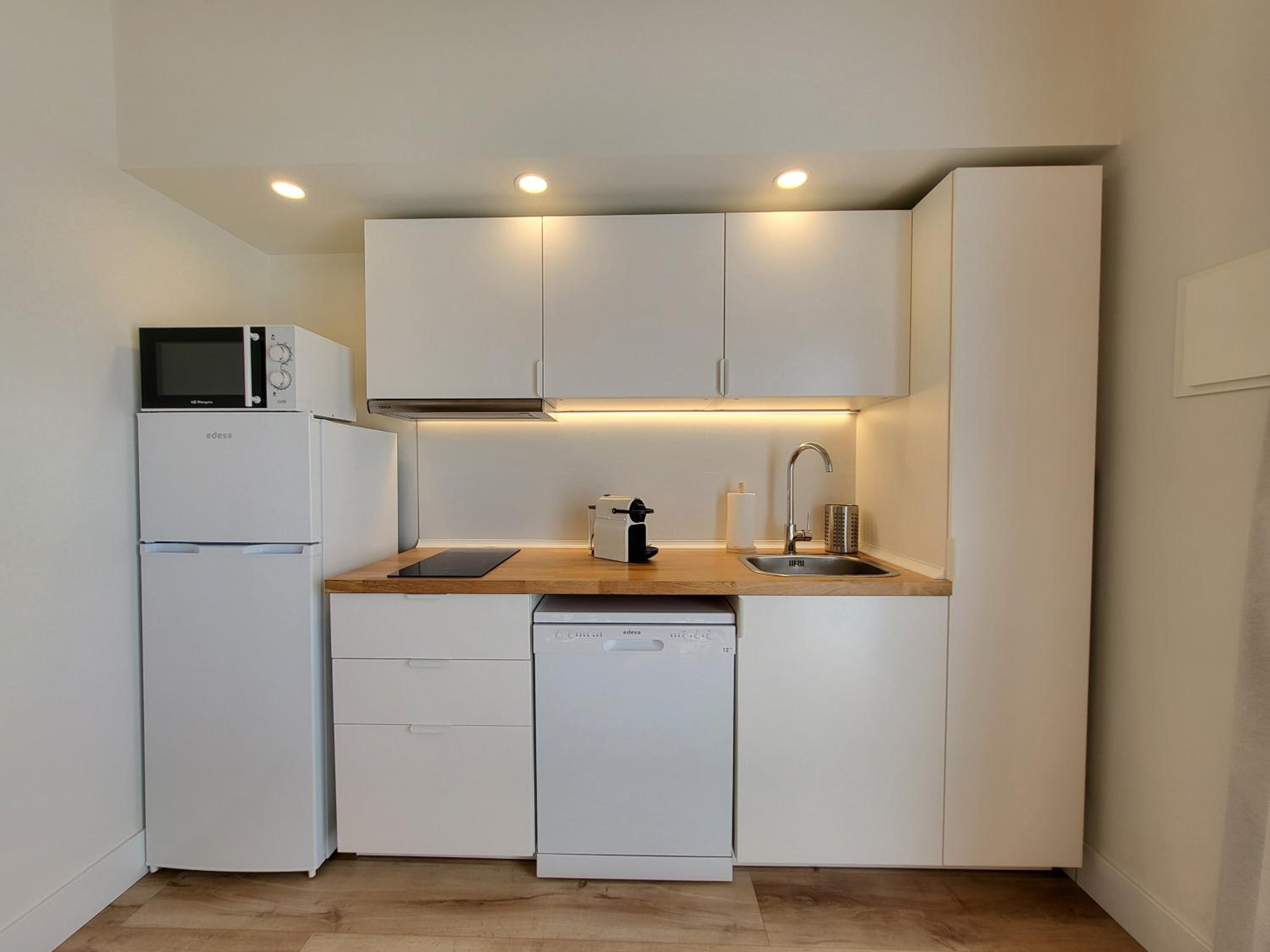Two-Bedroom Apartment With Terrace photo 3
