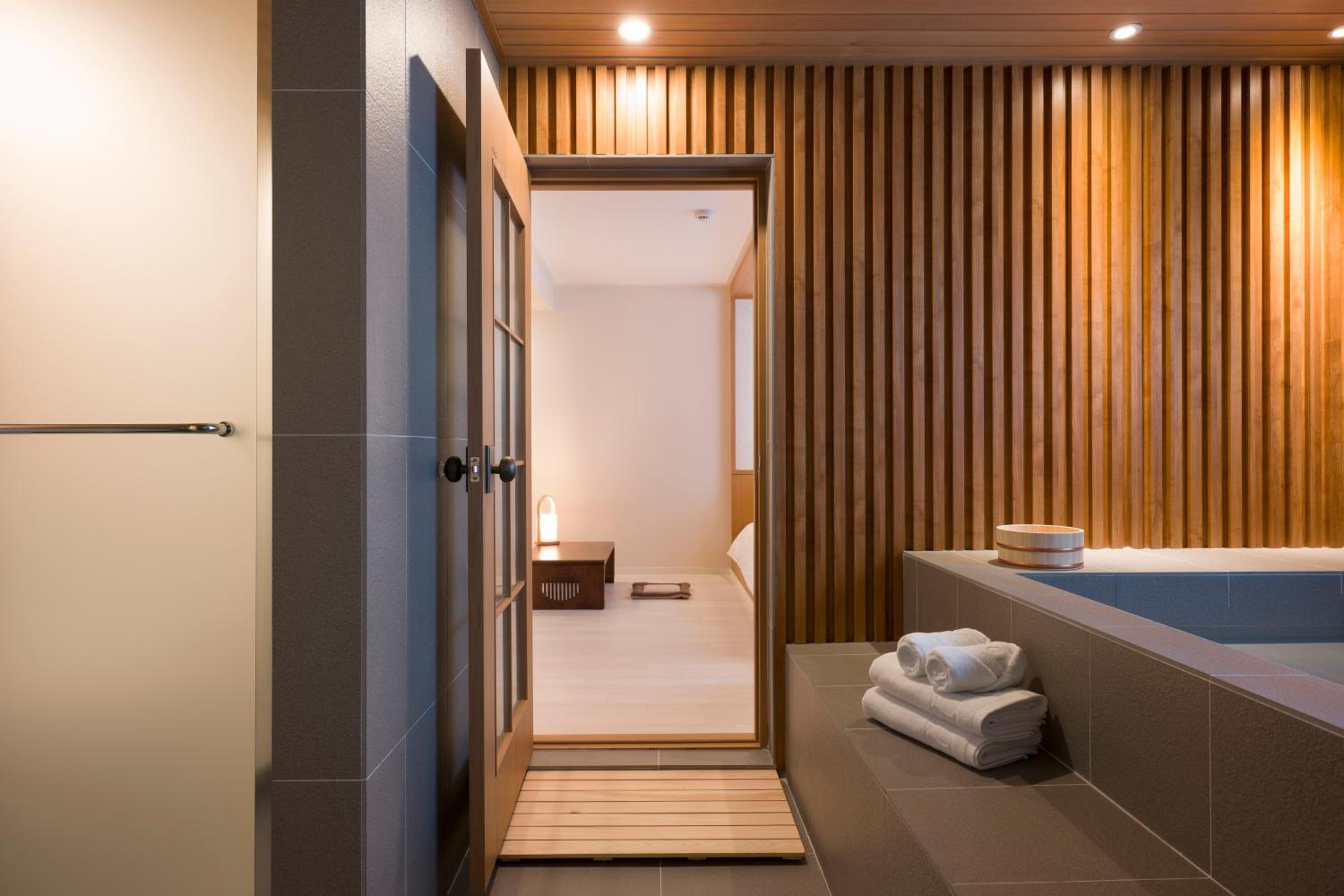 Double Room with Mountain View - Photo 6