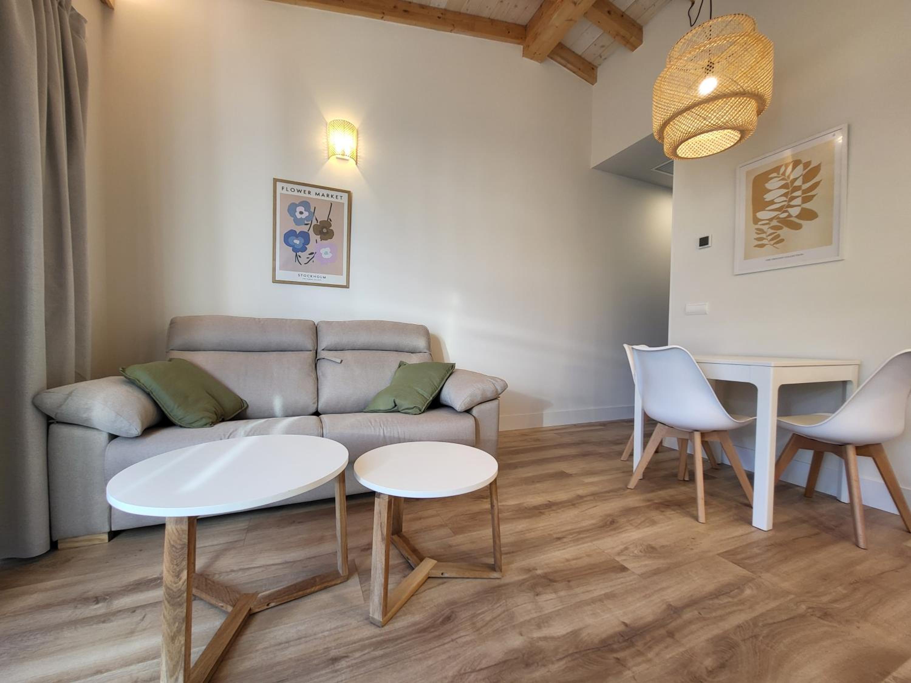 Estudio con terraza