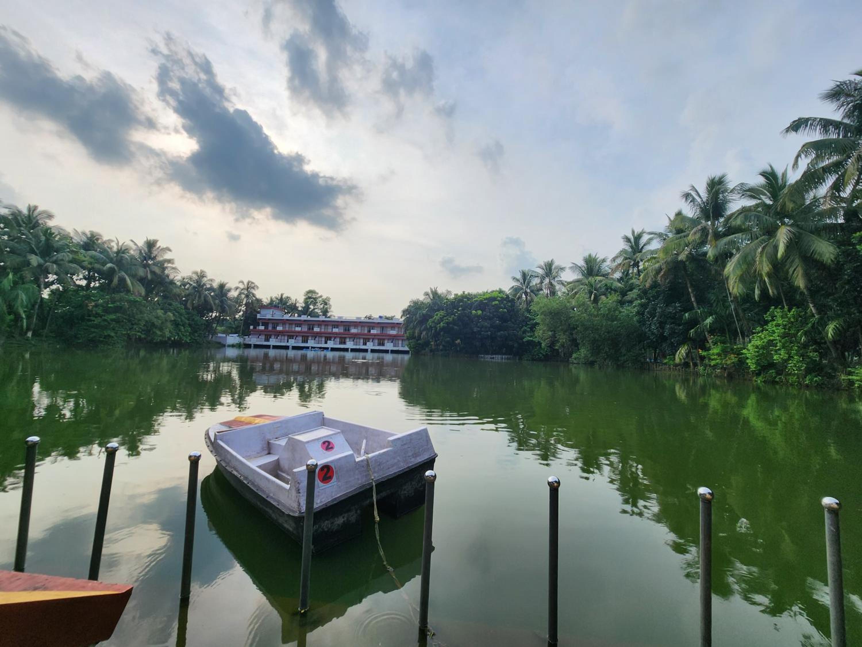 Double Room with Lake View photo 1