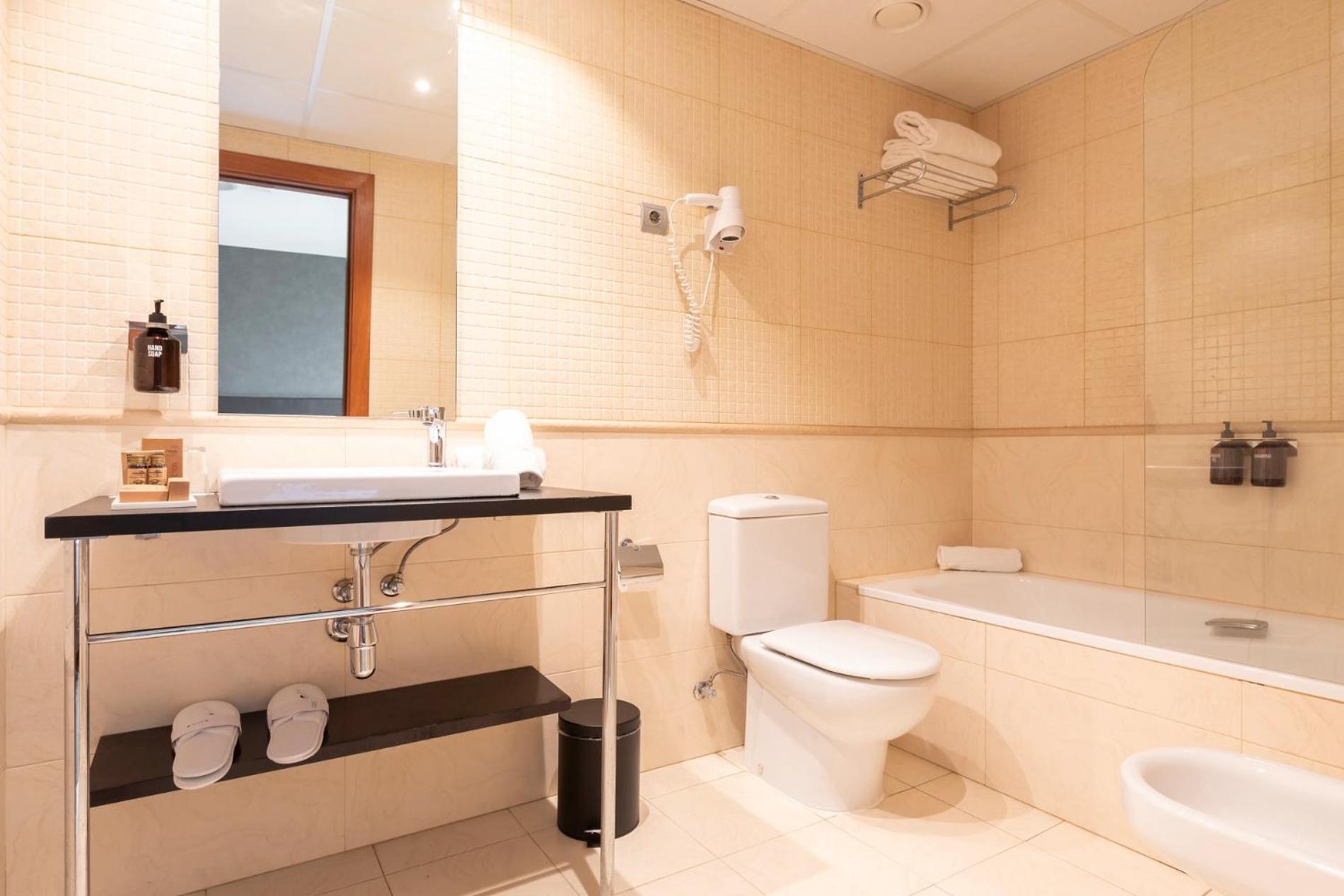 Junior Suite - Photo 2