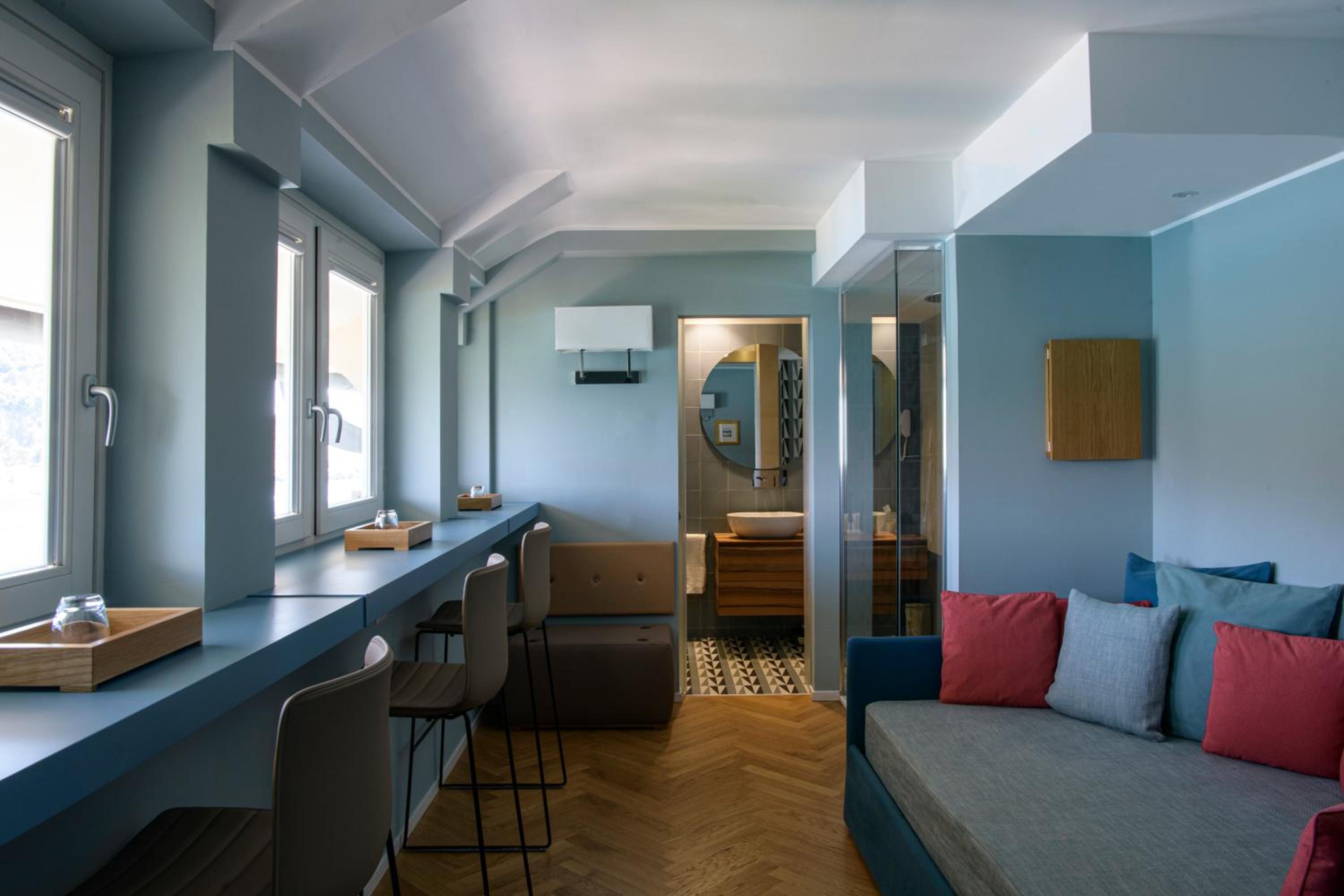 Suite with Sea View - Photo 3