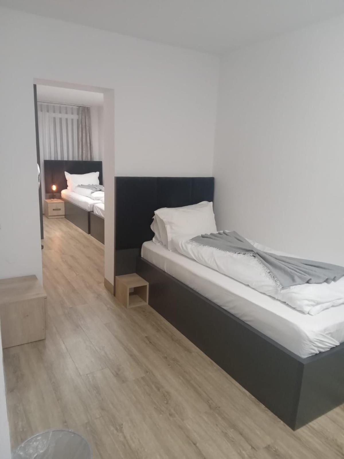Economy Triple Room