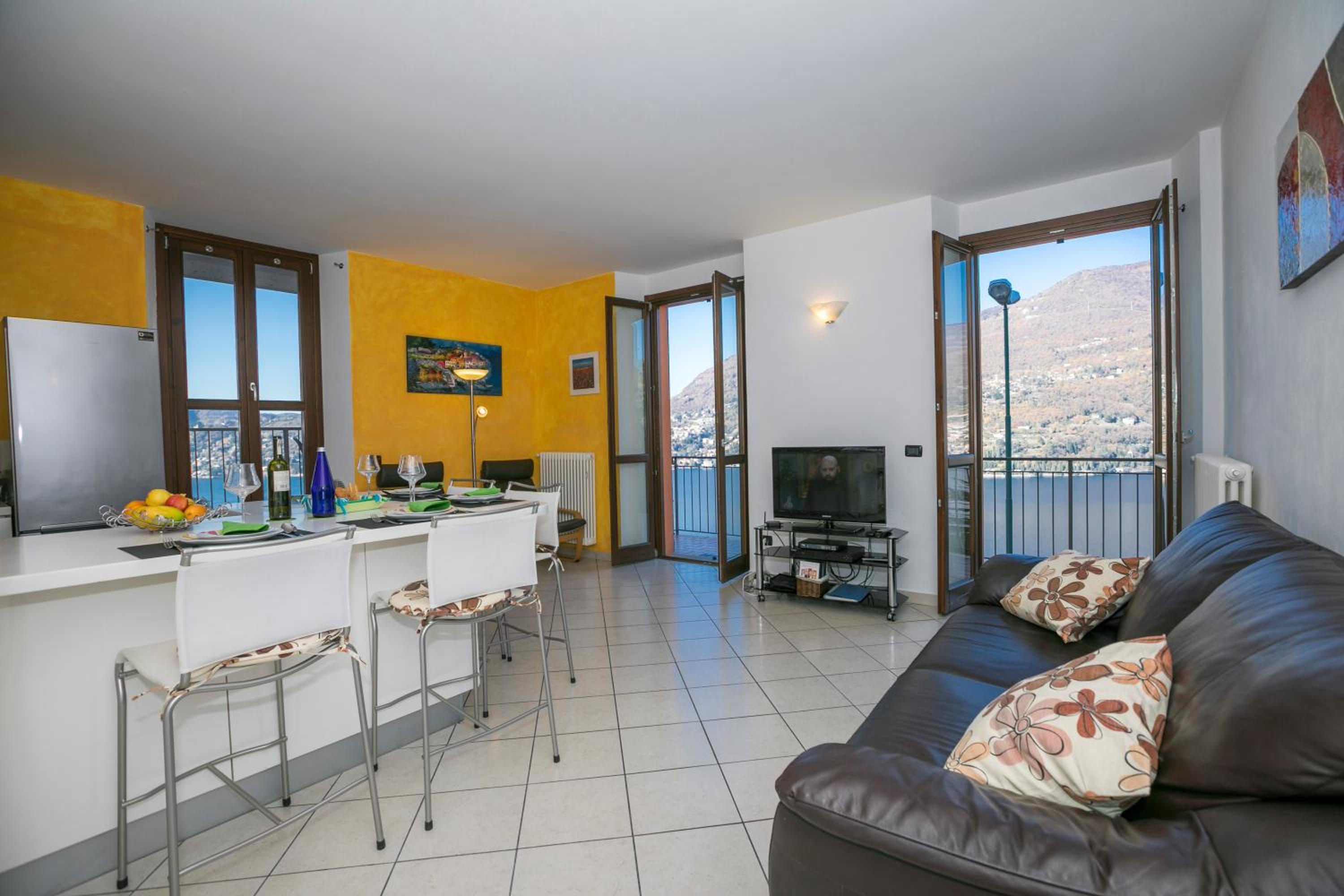 Apartment with Lake View photo 1