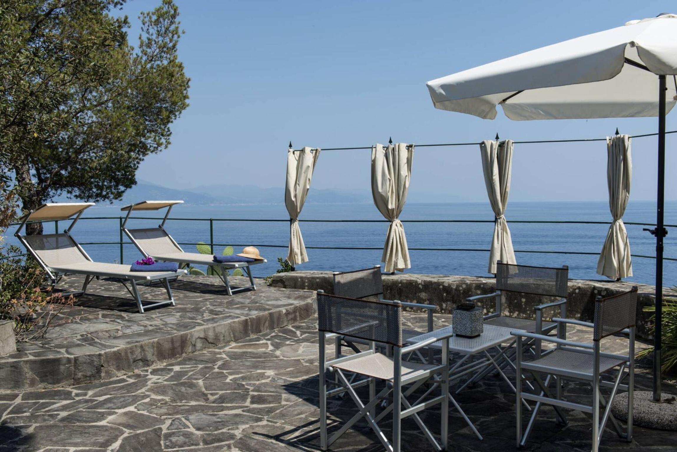 Villa With Sea View photo 3