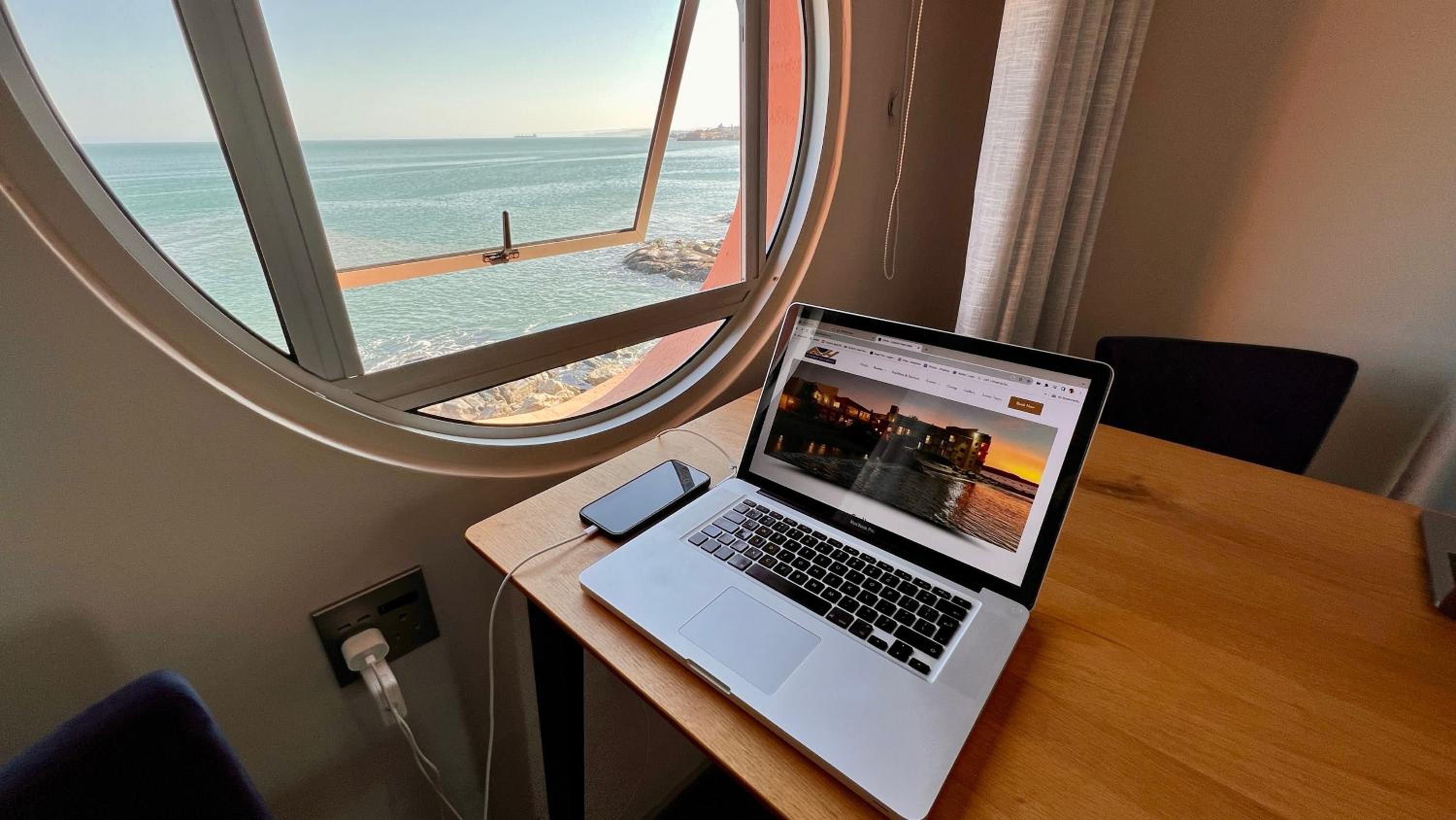 Suite with Sea View photo 2