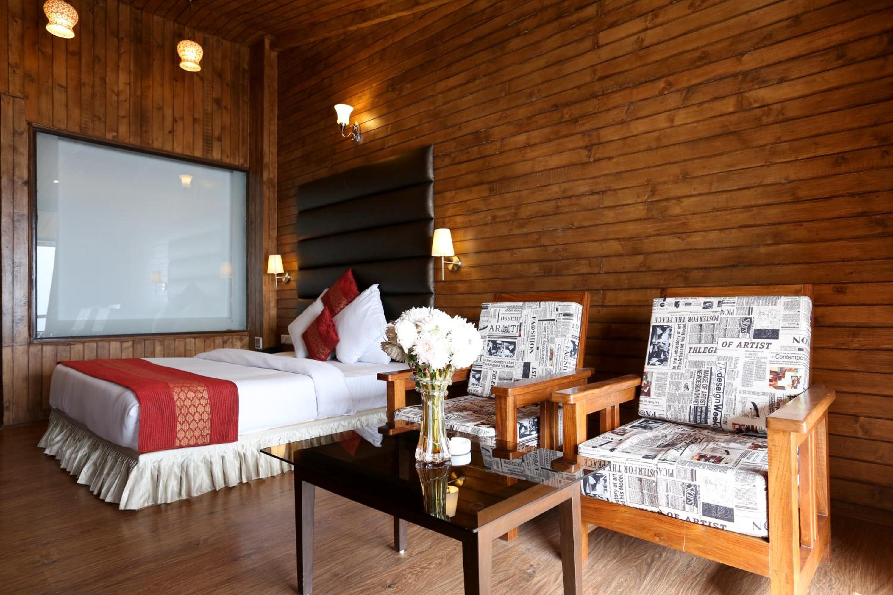 Premium Room with Jacuzzi Valley Facing photo 3