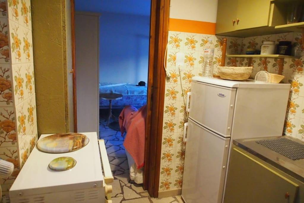 One-Bedroom Apartment photo 3