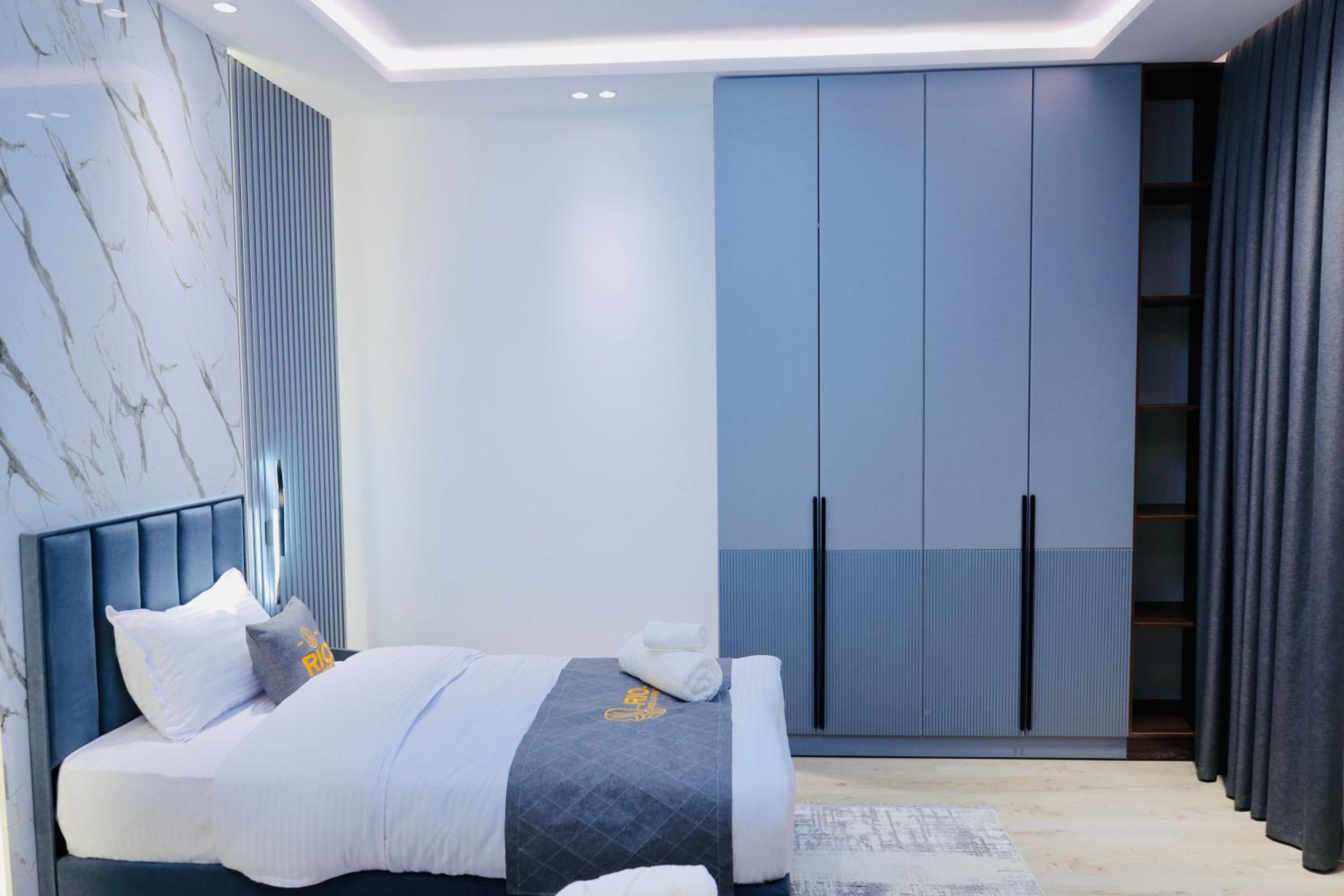 Deluxe Family Suite photo 3