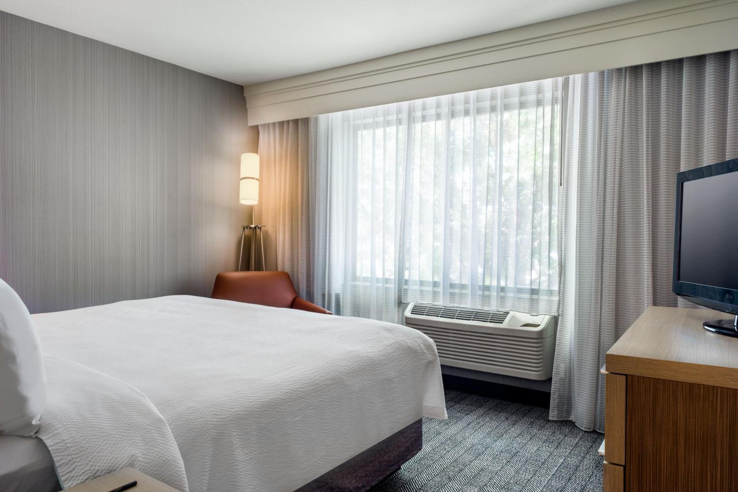 King Suite - Photo 5
