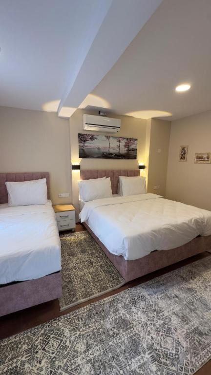 King Room With Balcony photo 3