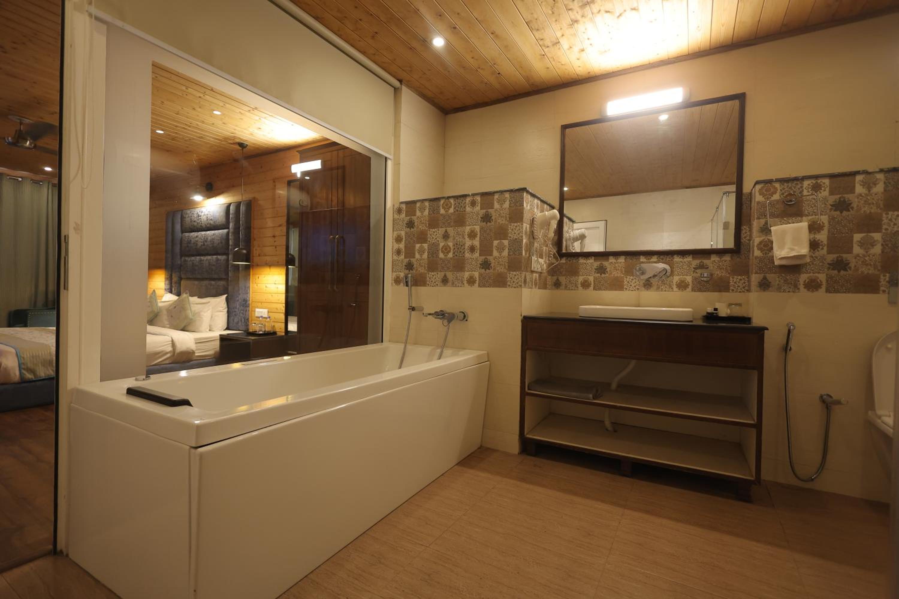 Two Bedroom Premium Apartment with Jacuzi photo 2