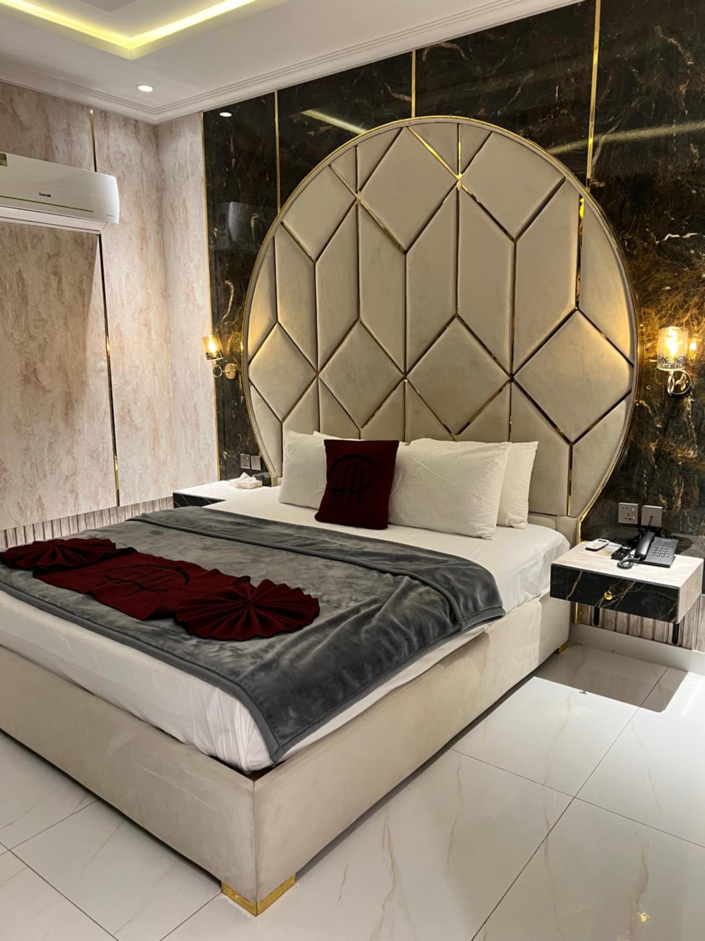 One-Bedroom House