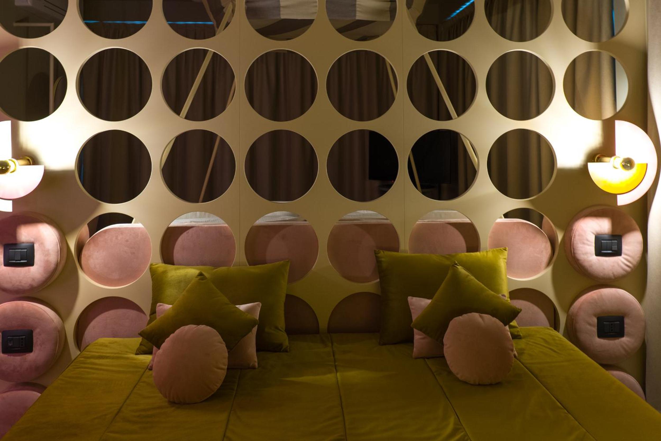 King Suite with Sea View - Photo 23