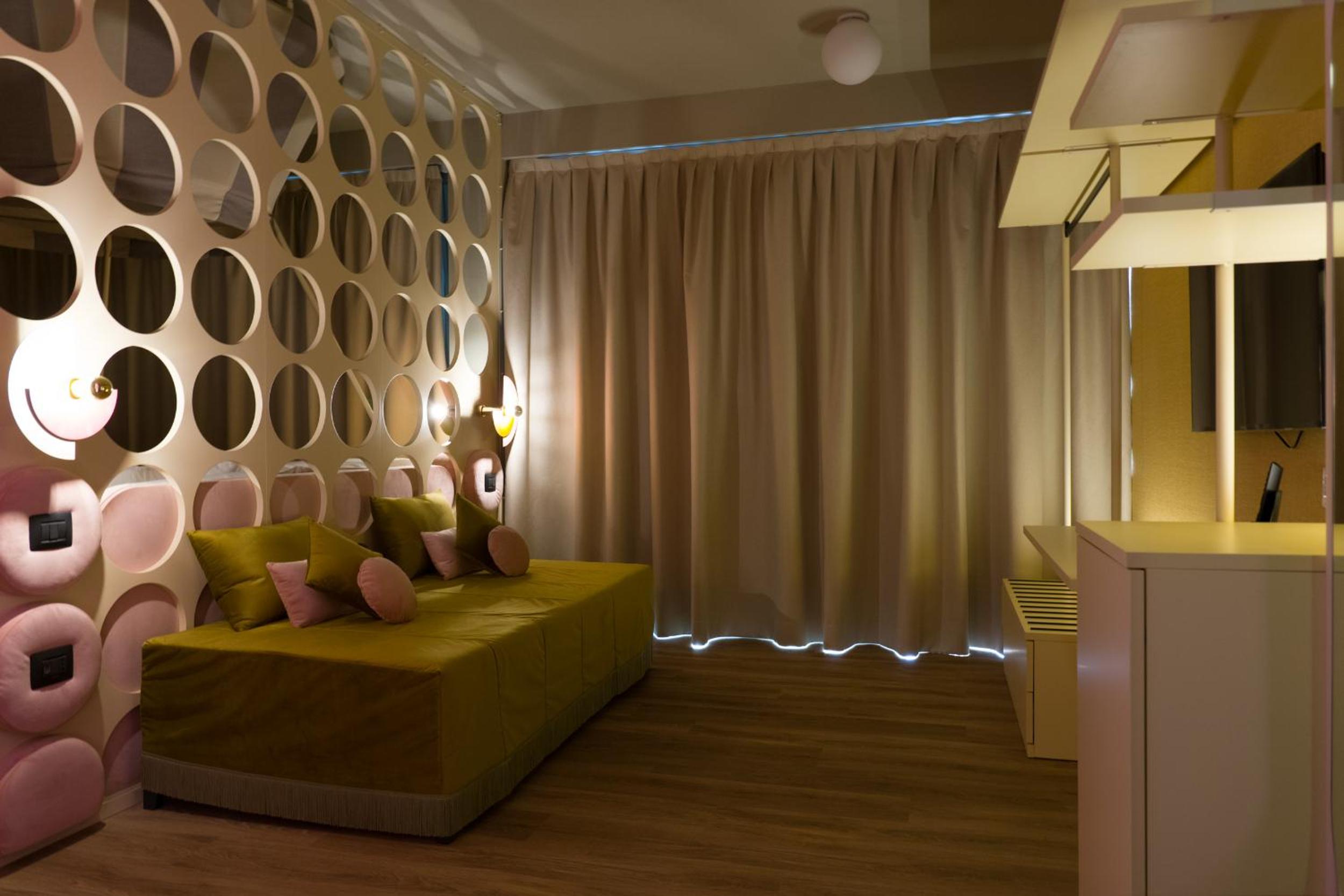 King Suite with Sea View - Photo 1