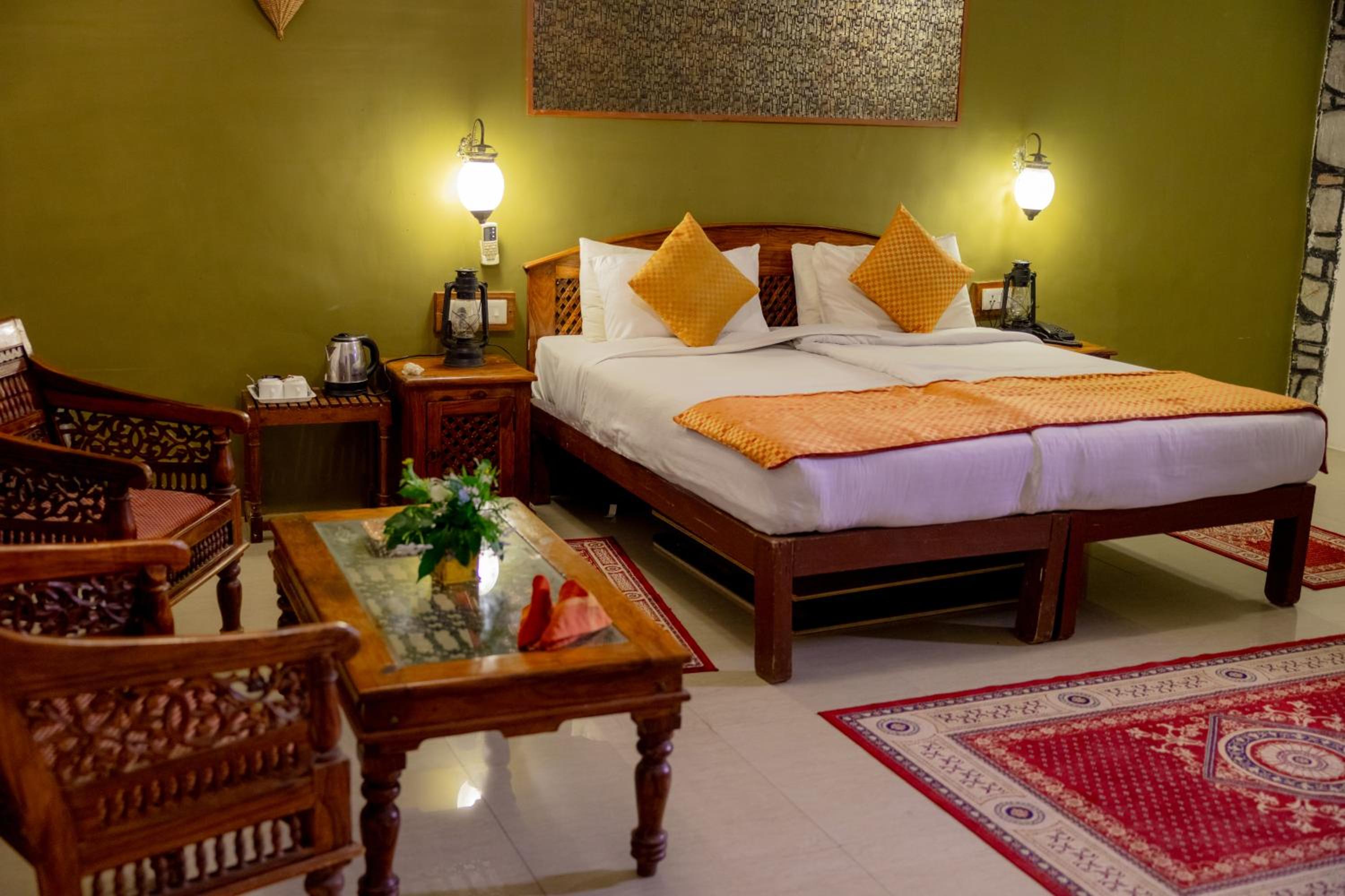 Double Room with Balcony photo 3