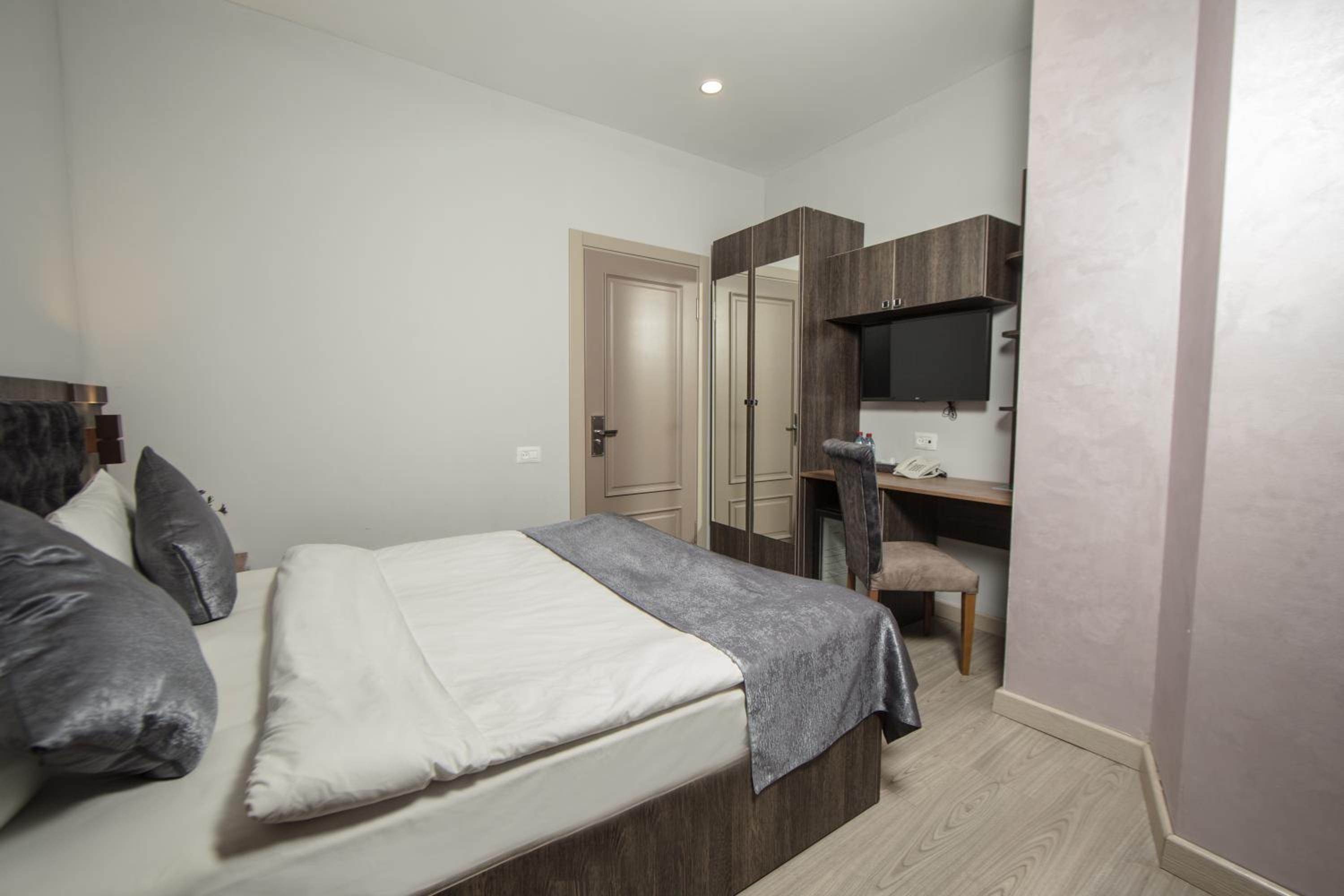 Budget Double Room