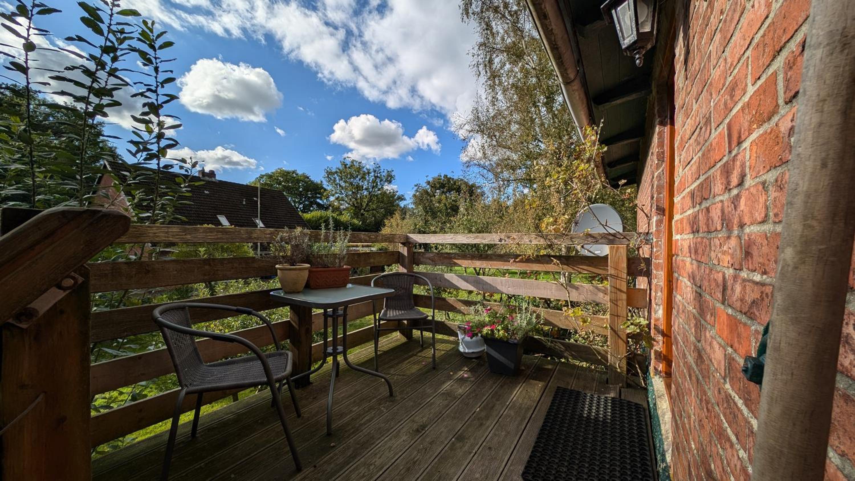 Superior One-Bedroom Apartment with Balcony