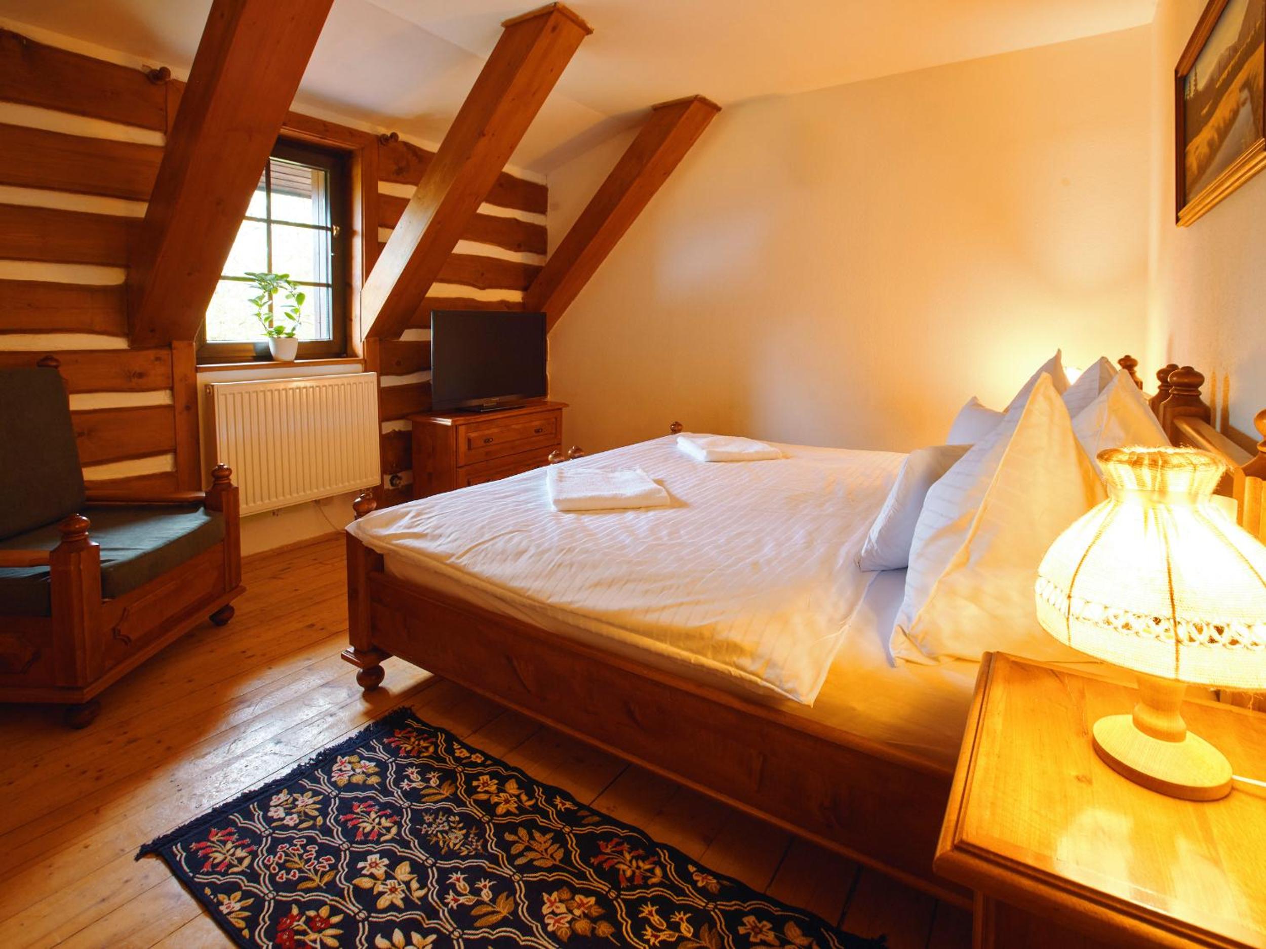 Double Room - Photo 4