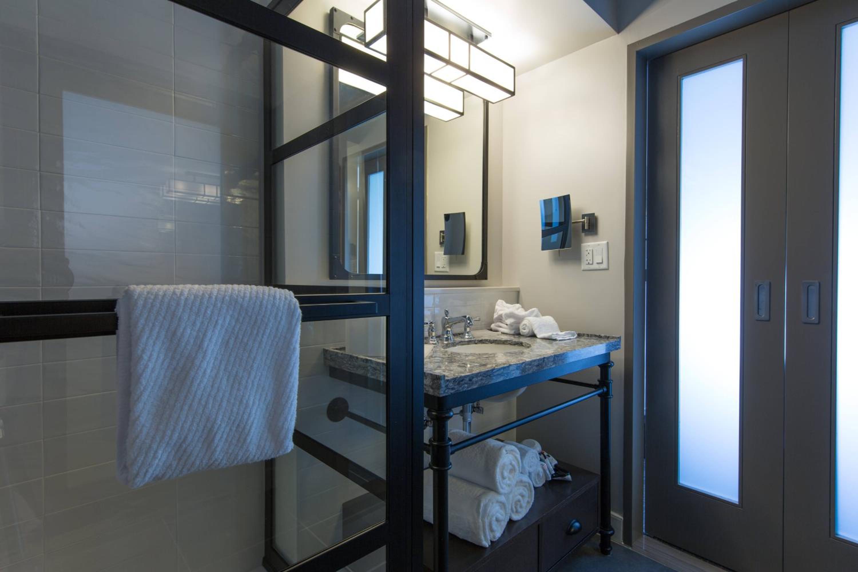Superior Double Suite with Sofa Bed - Photo 2
