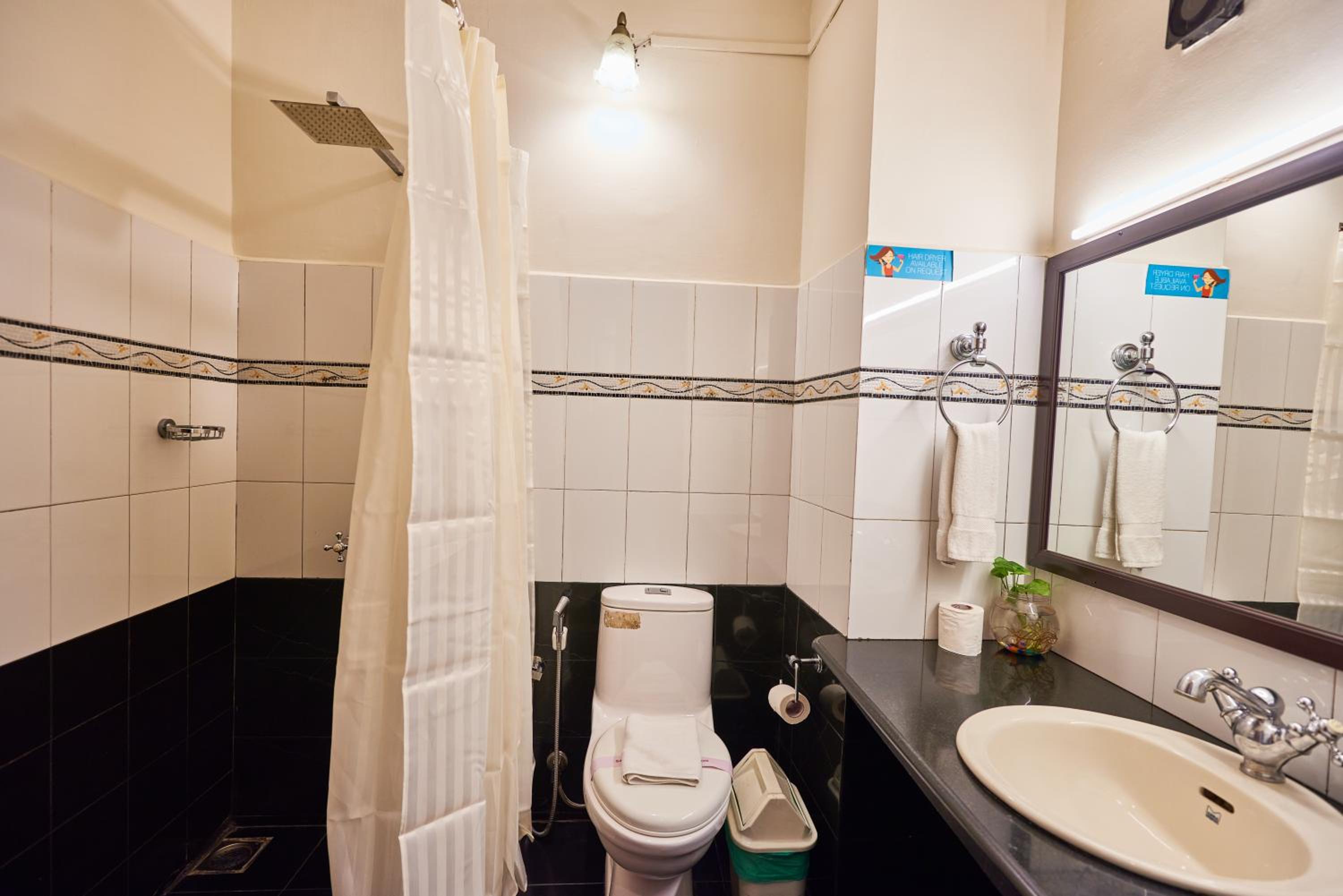 Mountain View Room - Photo 22