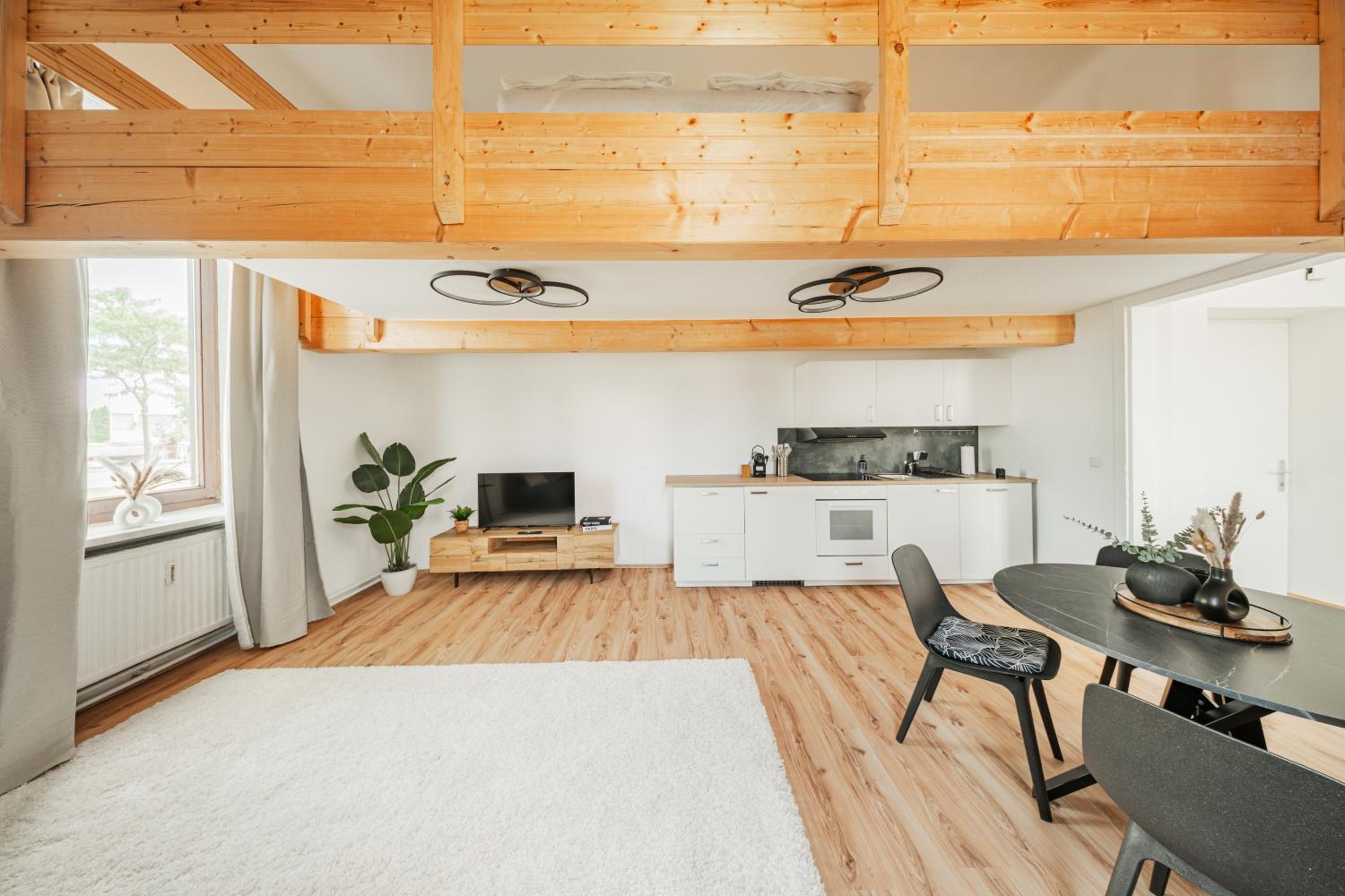Apartment photo 1