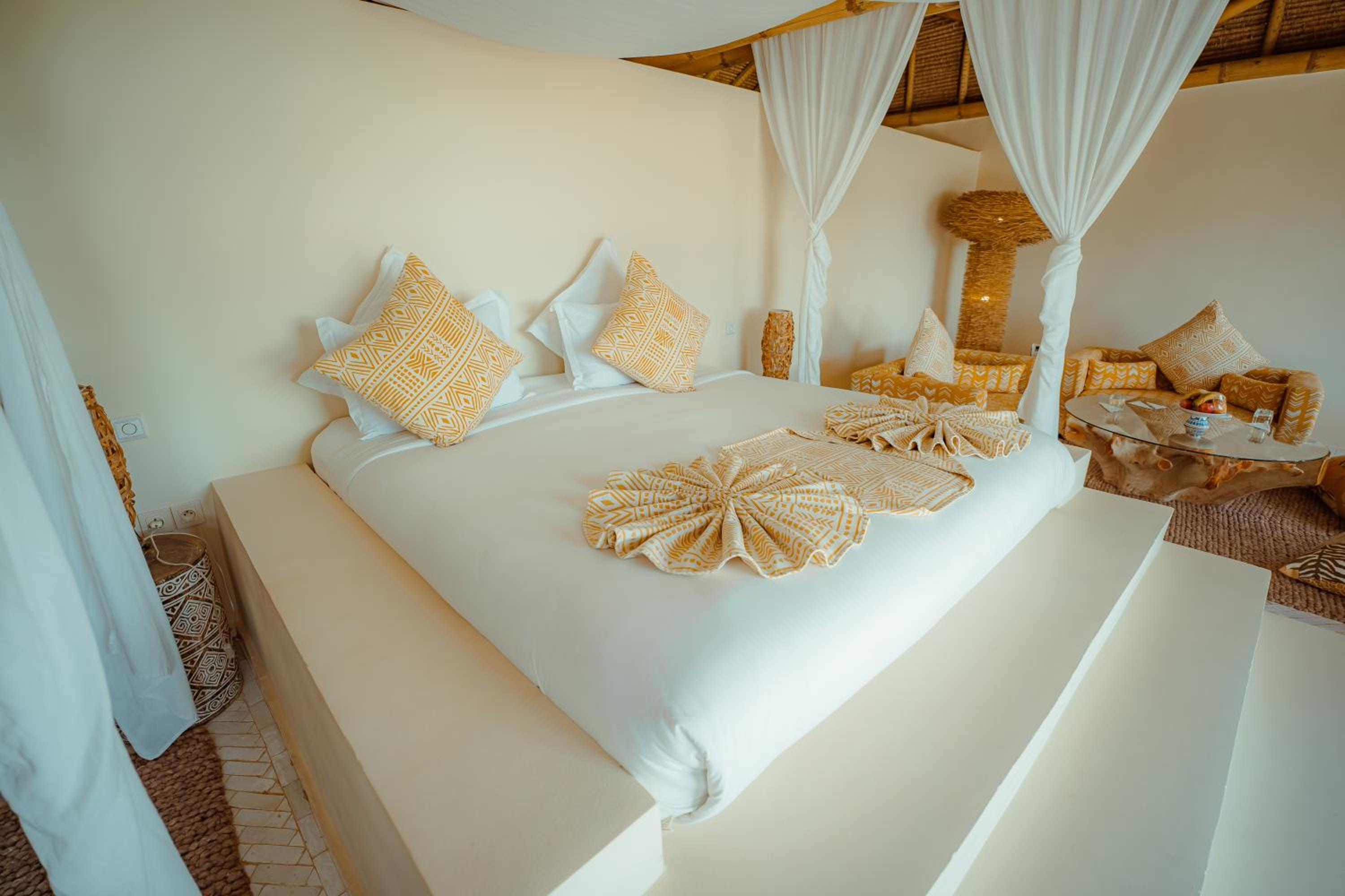 Deluxe Suite - Photo 1