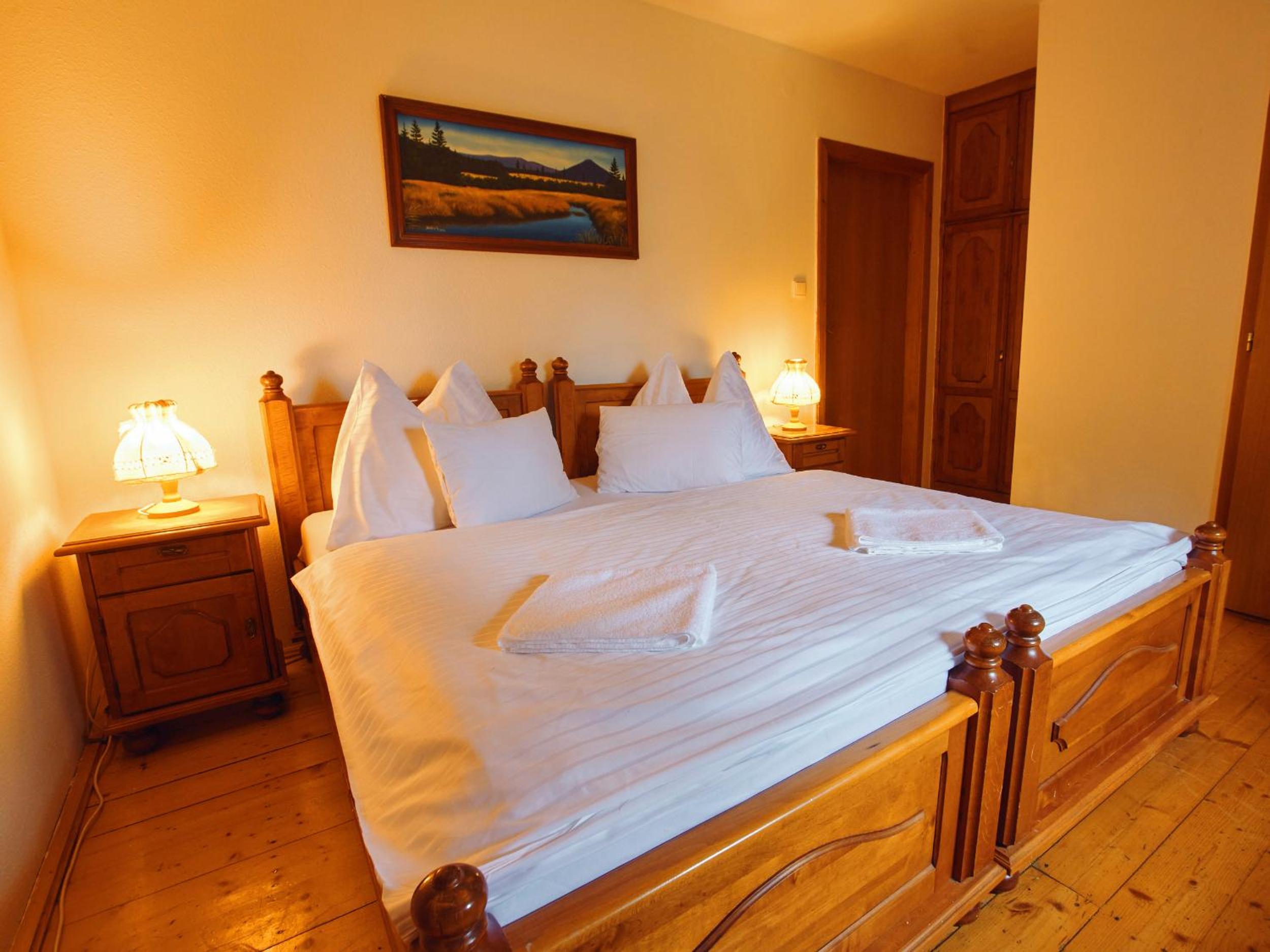 Double Room - Photo 9