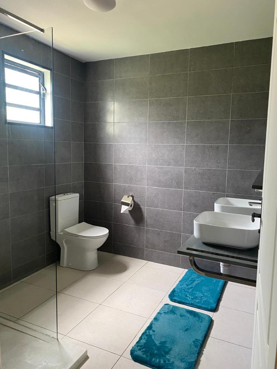 One-Bedroom House photo 3