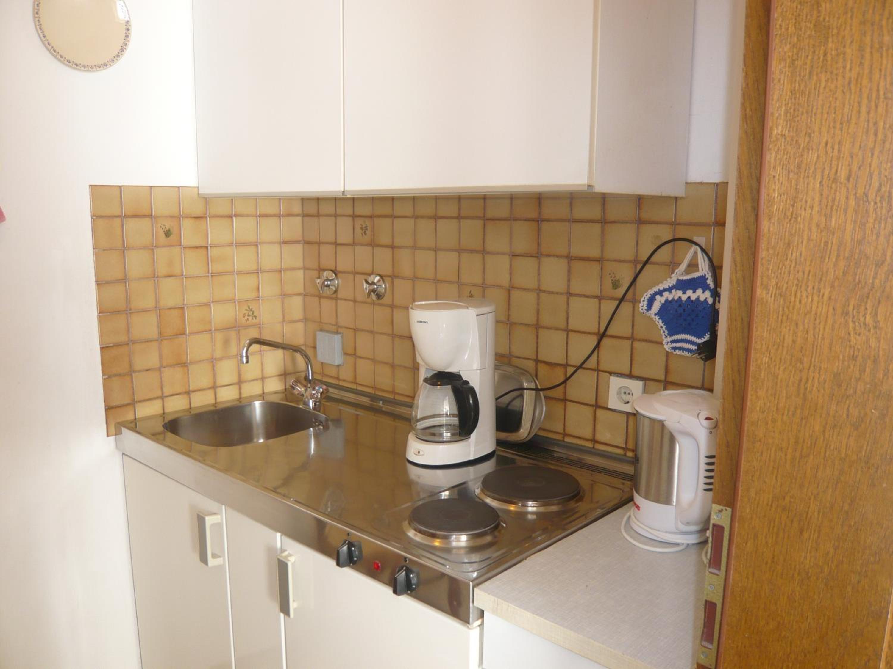 Apartment 3 photo 2