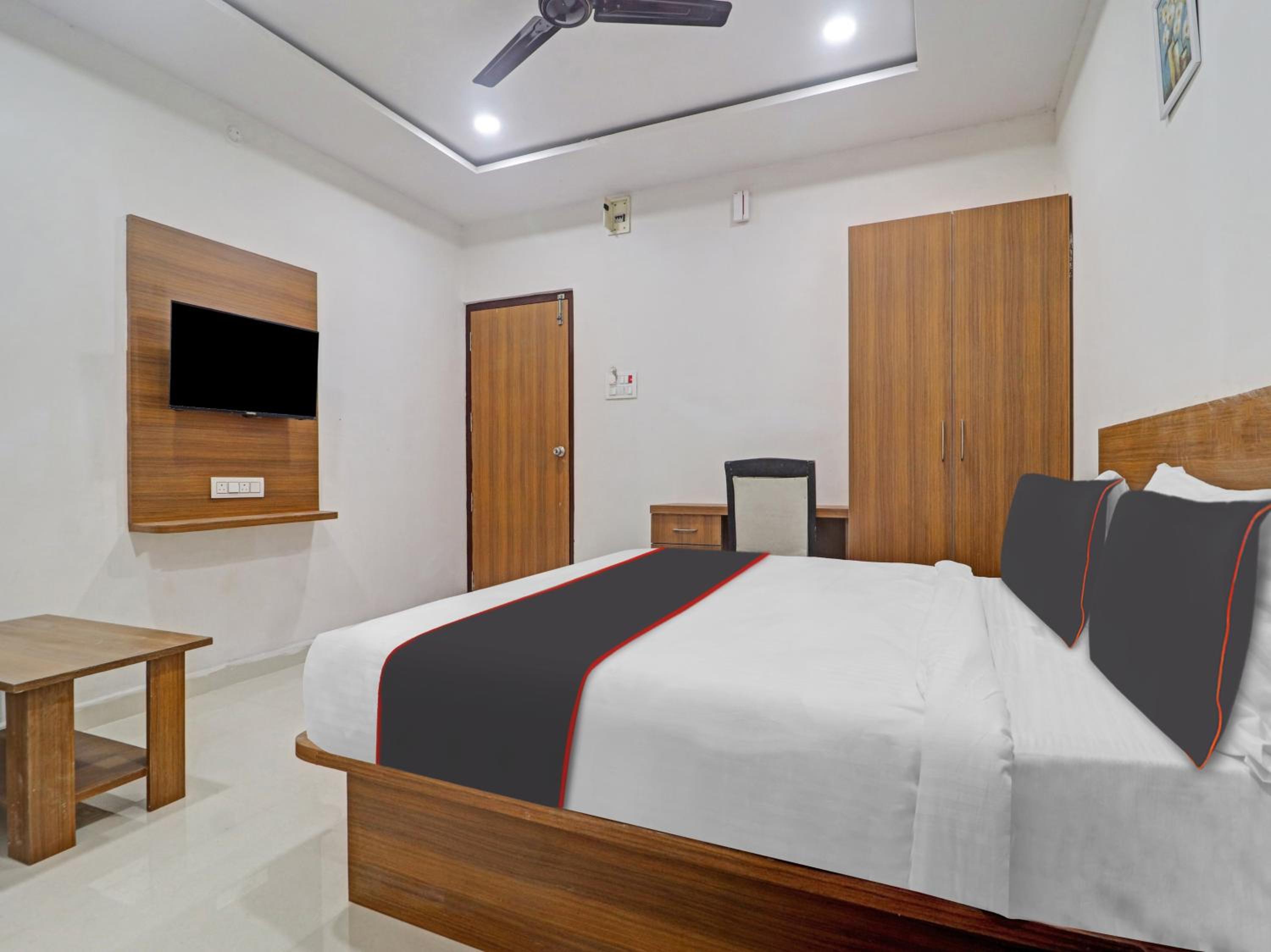 Classic Triple Room photo 1