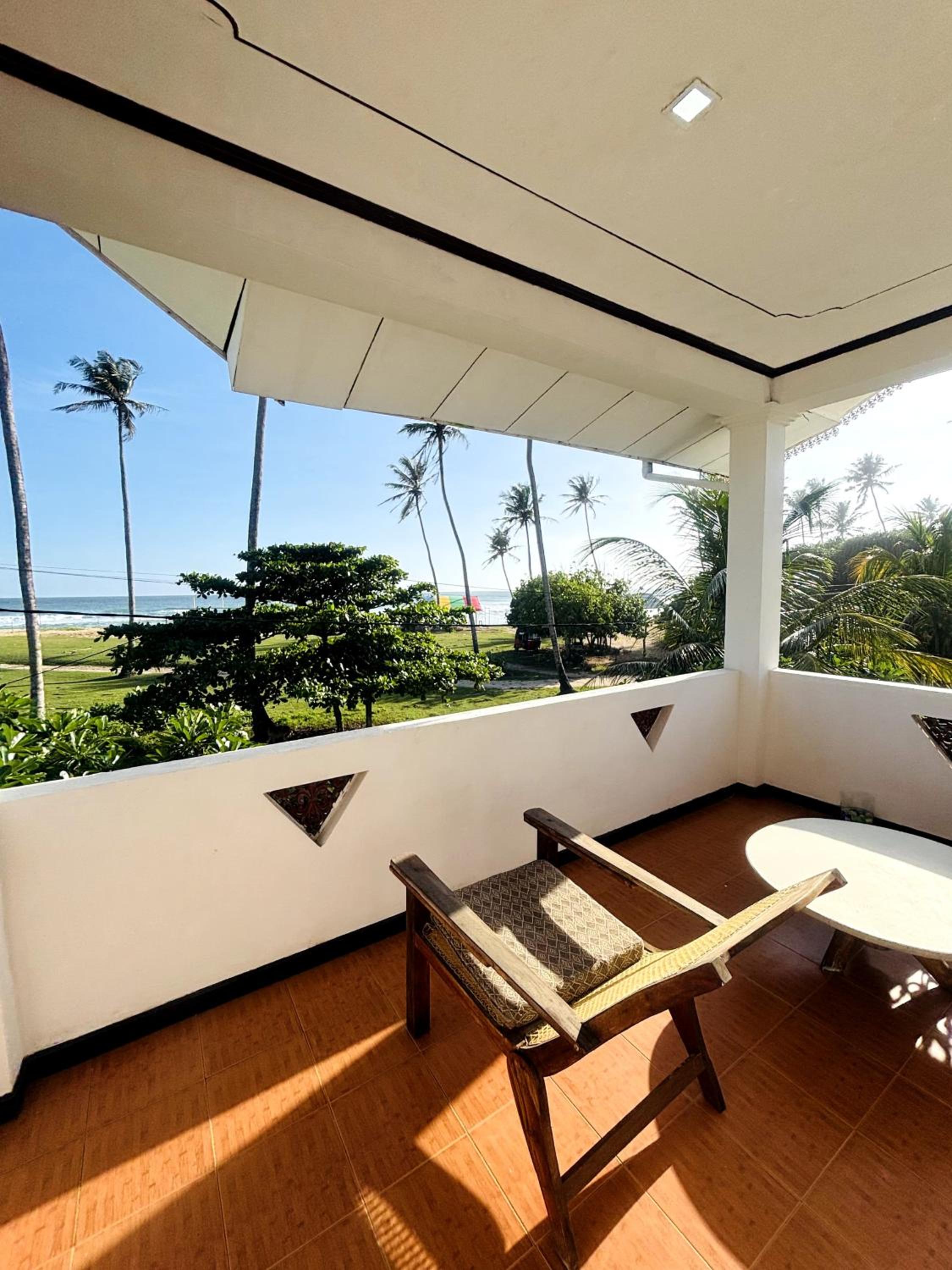 Double Room with Balcony and Sea View photo 2