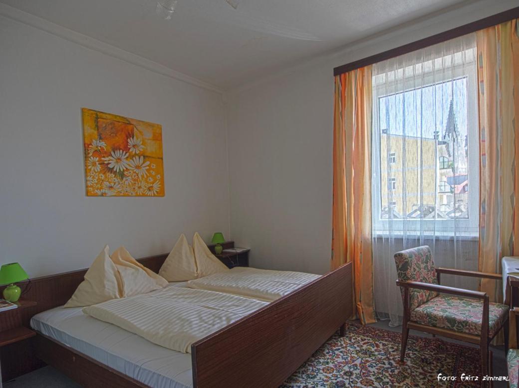 Basic Double Room