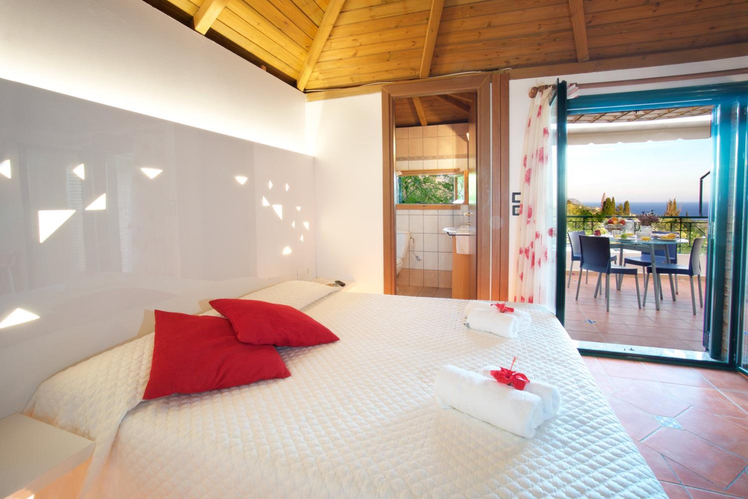 Apartment with View and Balcony photo 1