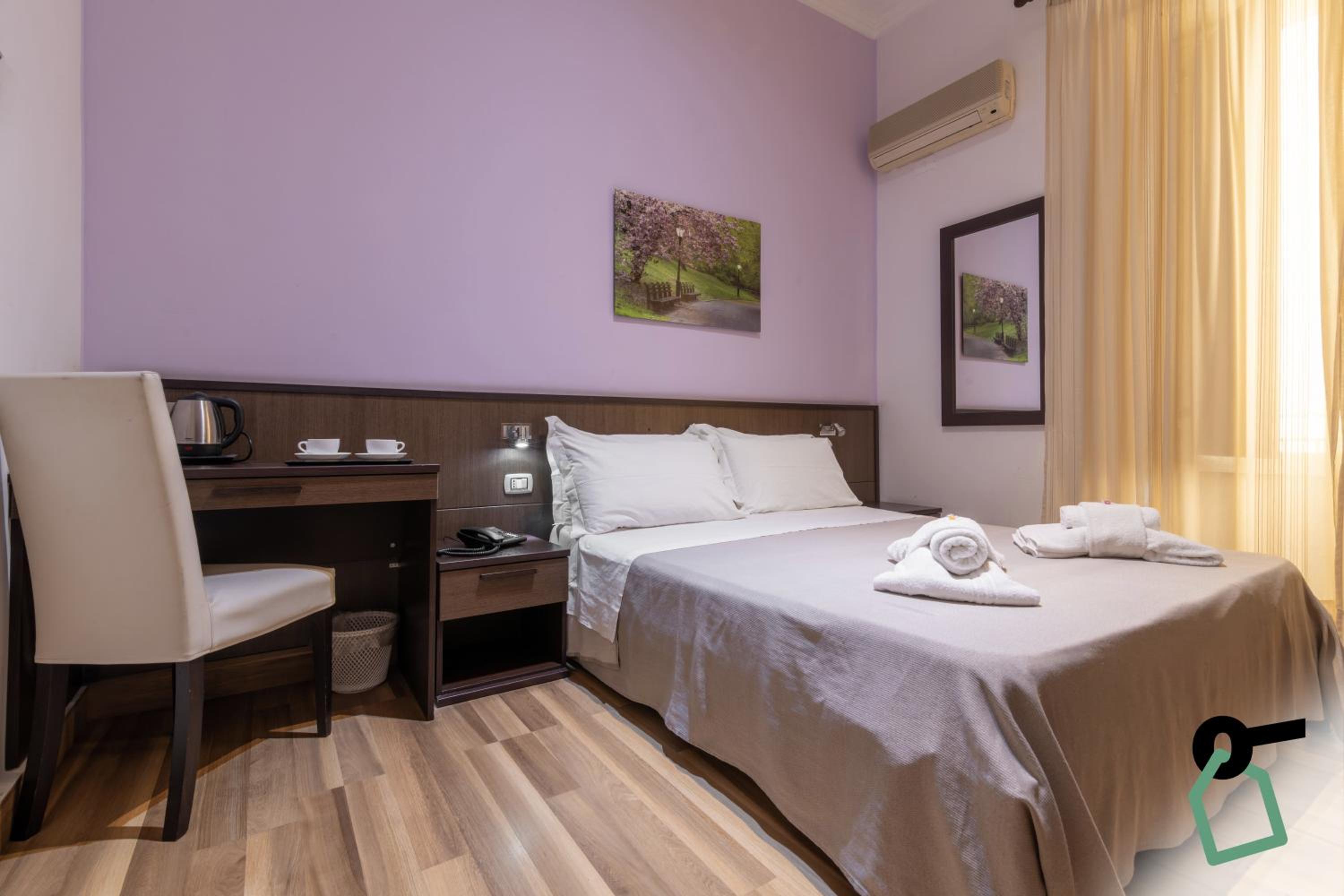 Queen Room