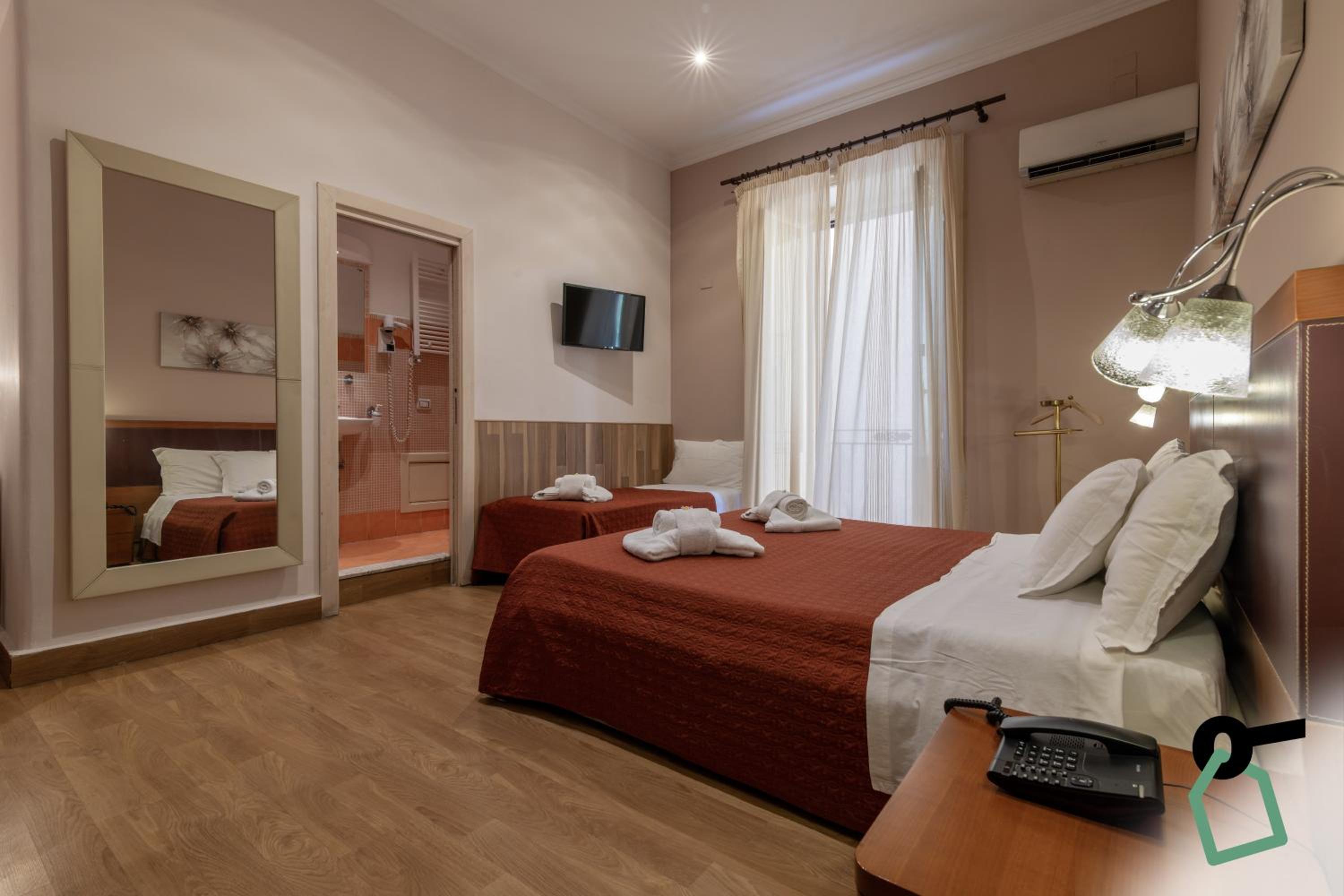 Triple Room