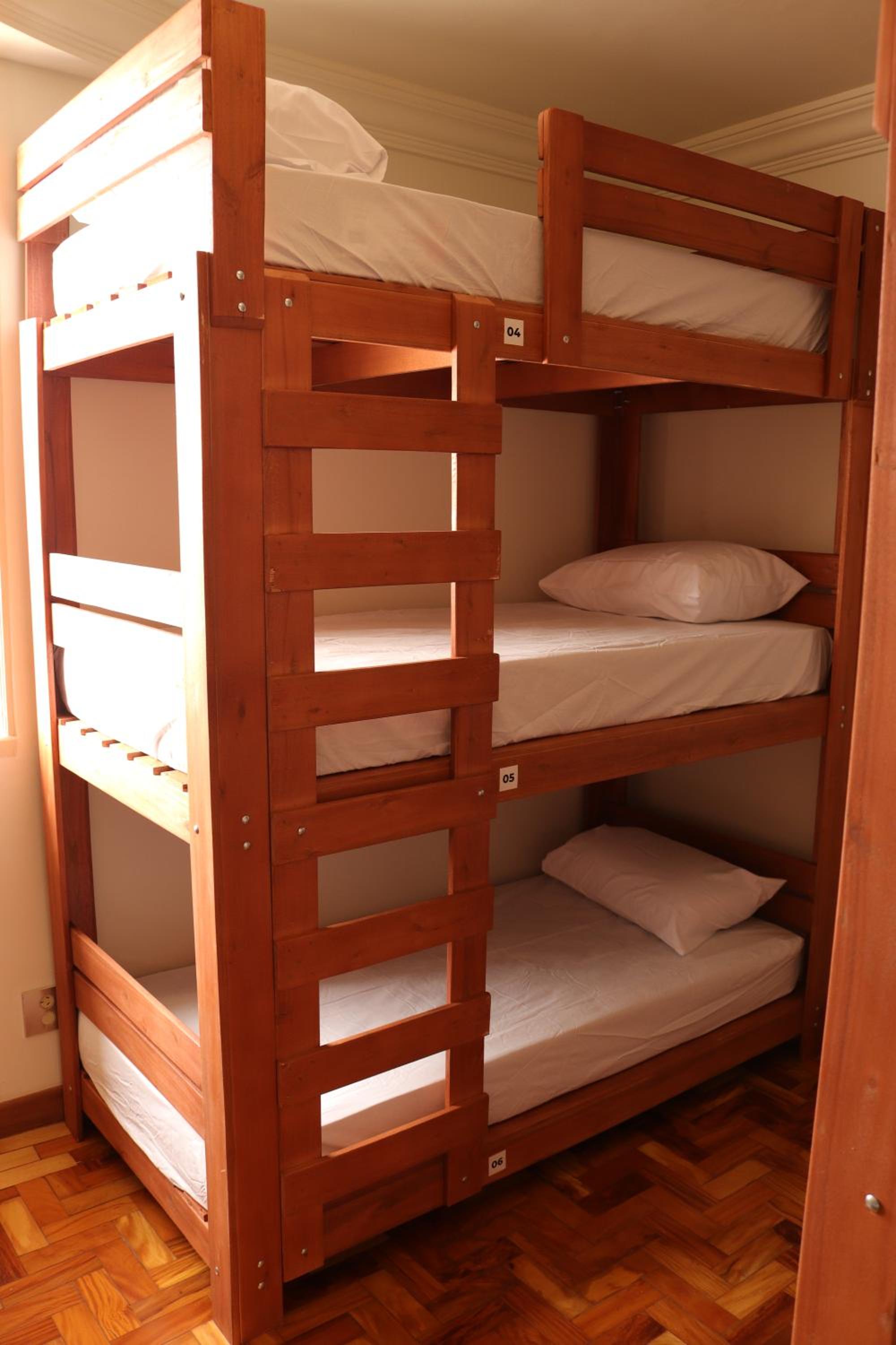 Female Dormitory Room photo 2