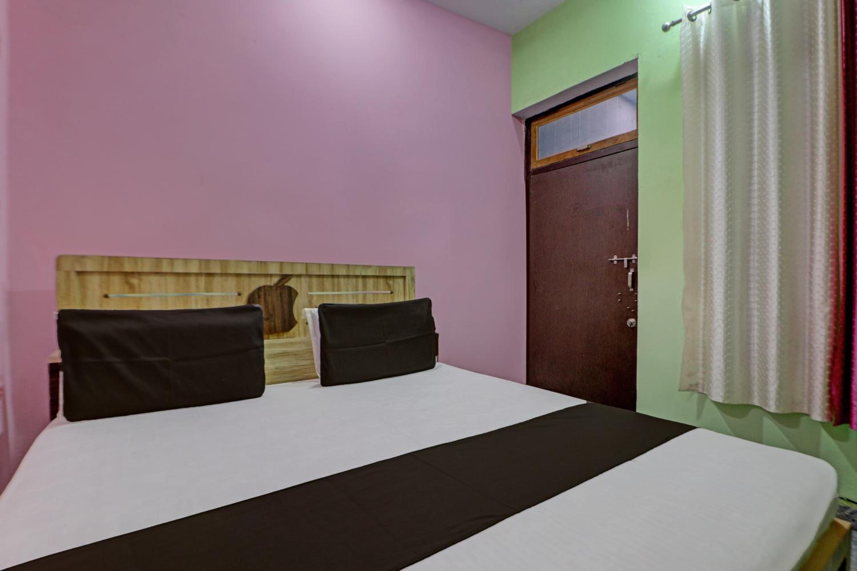 Classic Triple Room photo 3