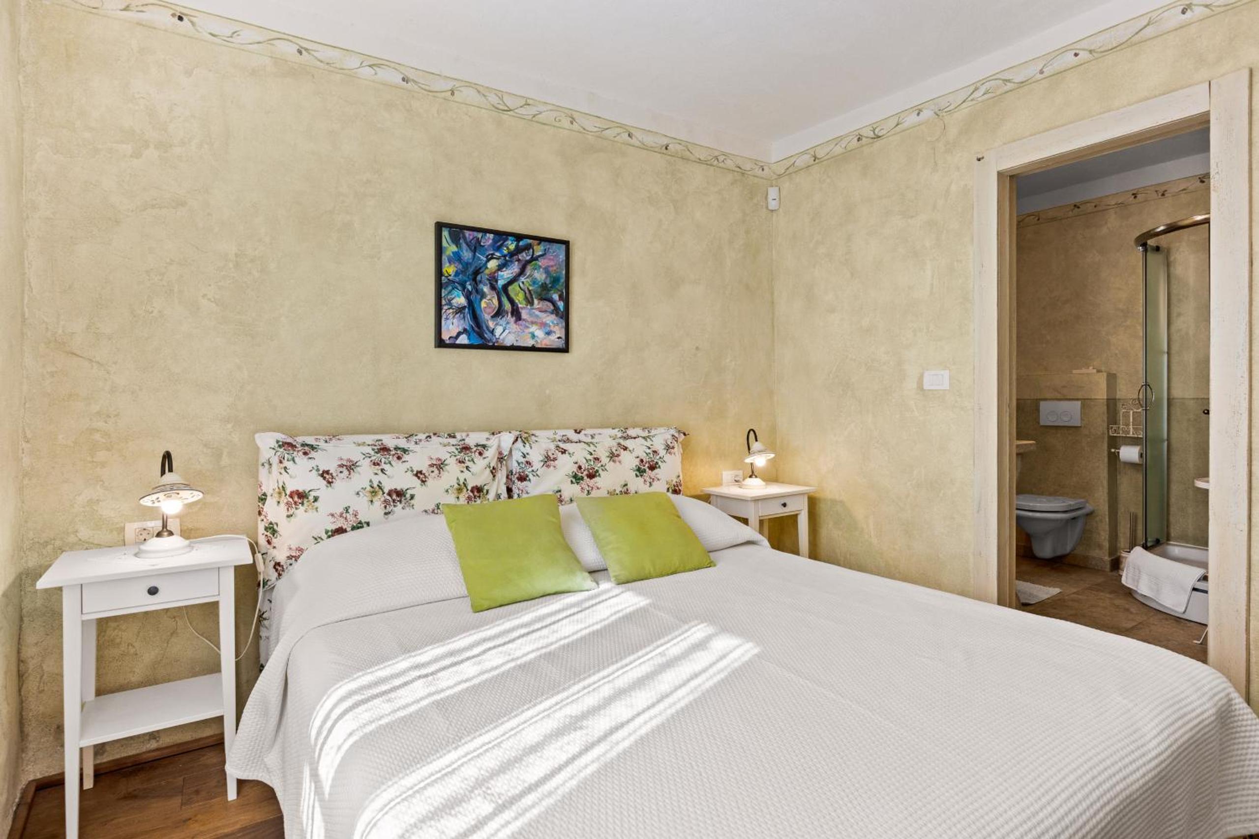 Villa photo 3