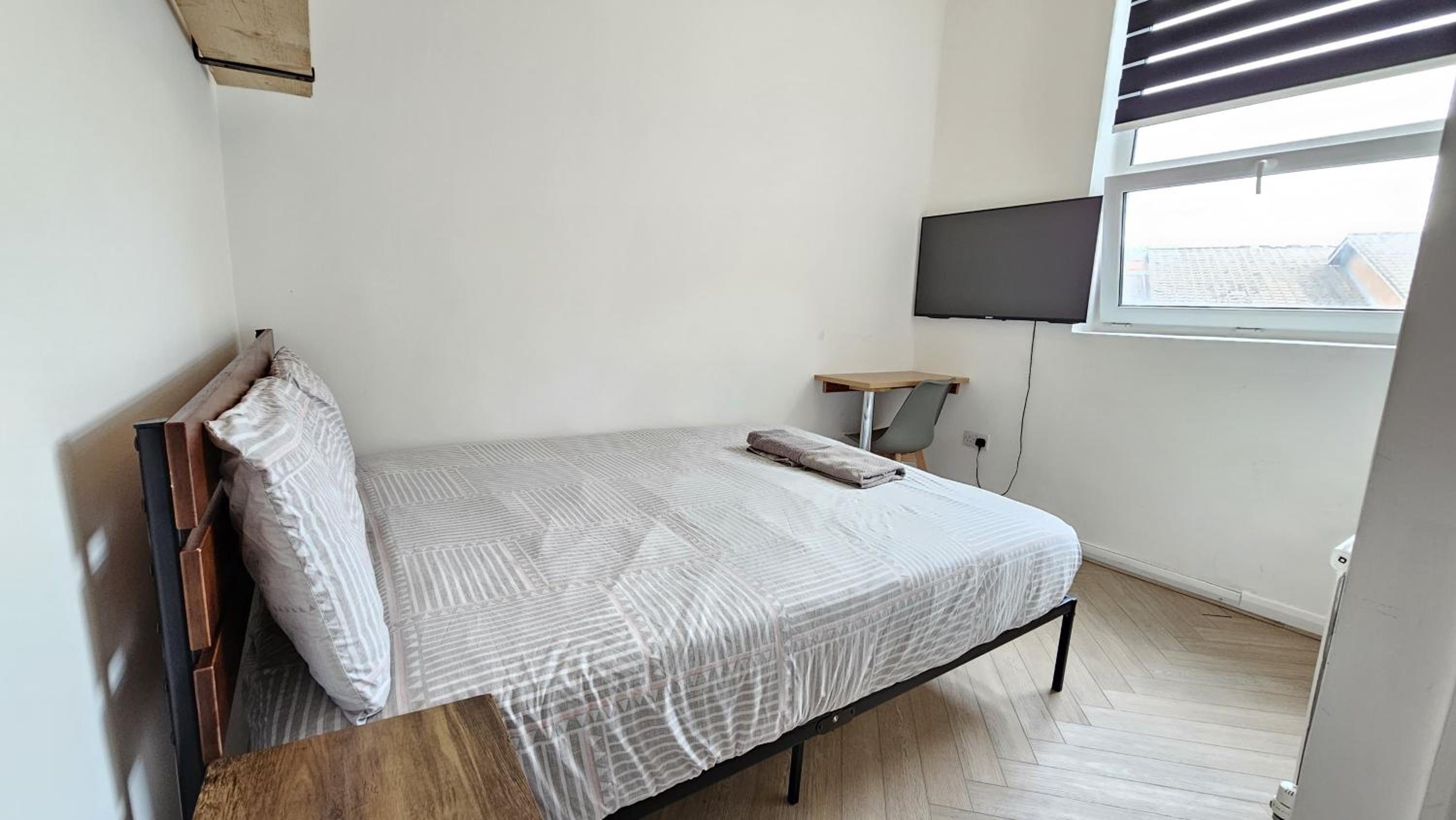 Deluxe King Room photo 1