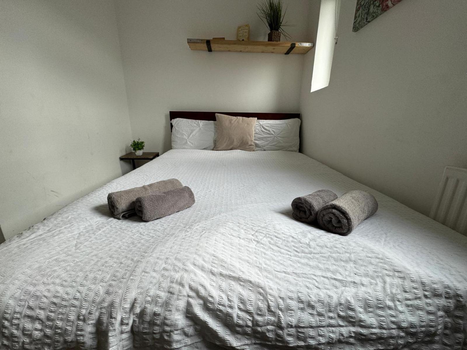 Deluxe King Room photo 2
