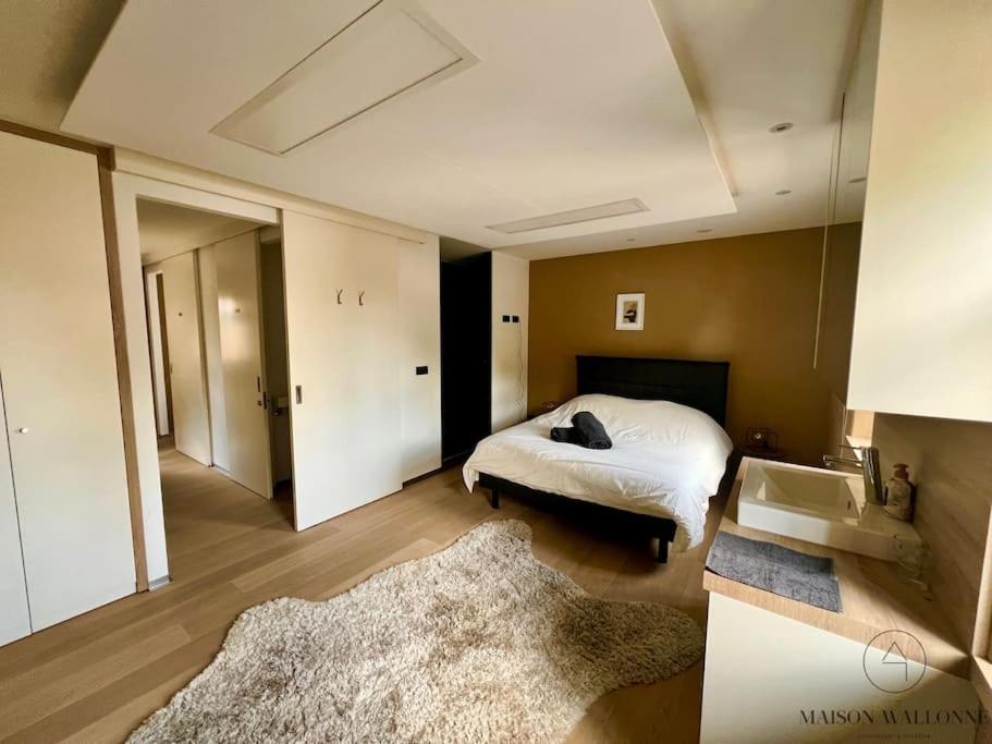 Villa photo 2