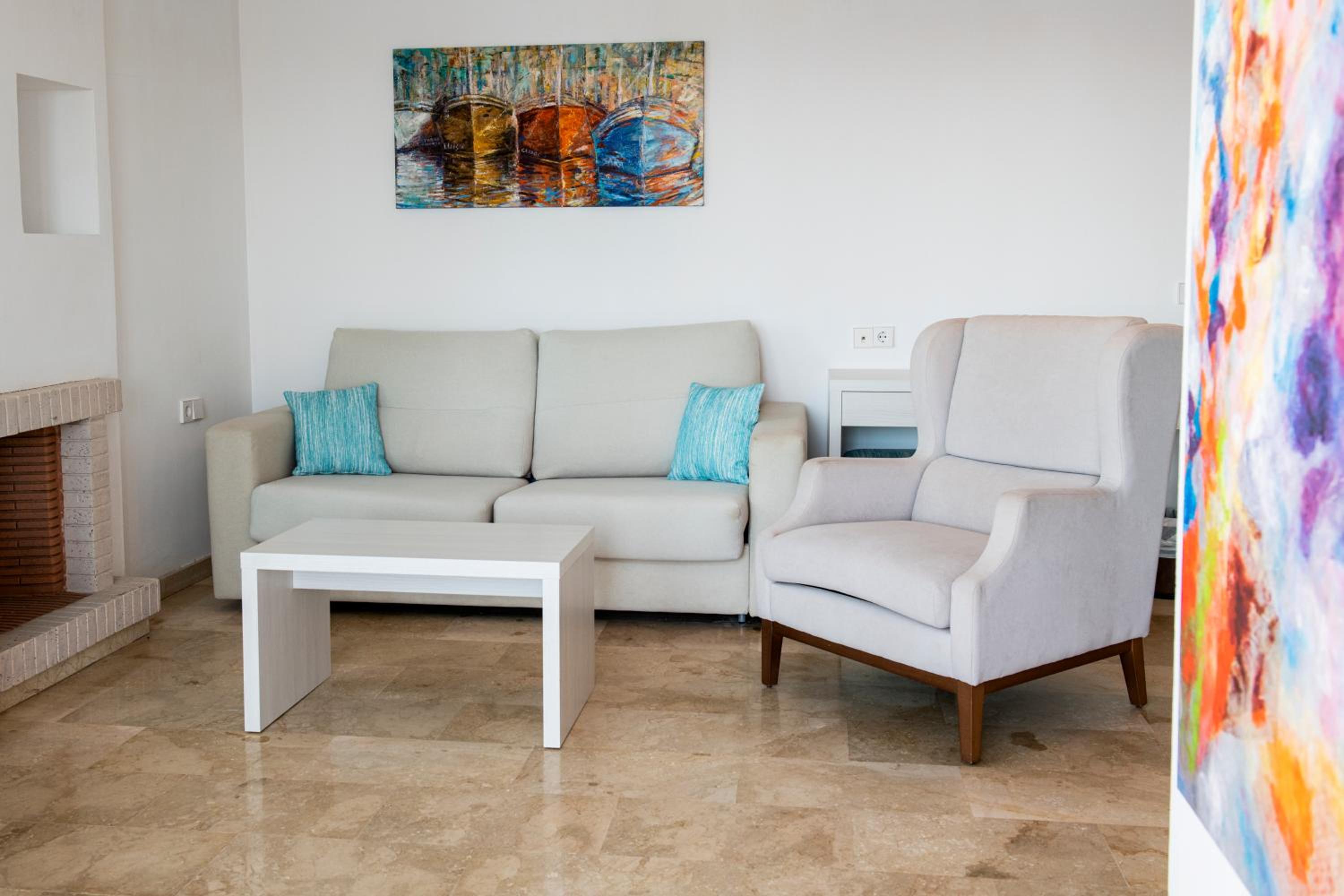 Suite with Sea View thumbnail 5