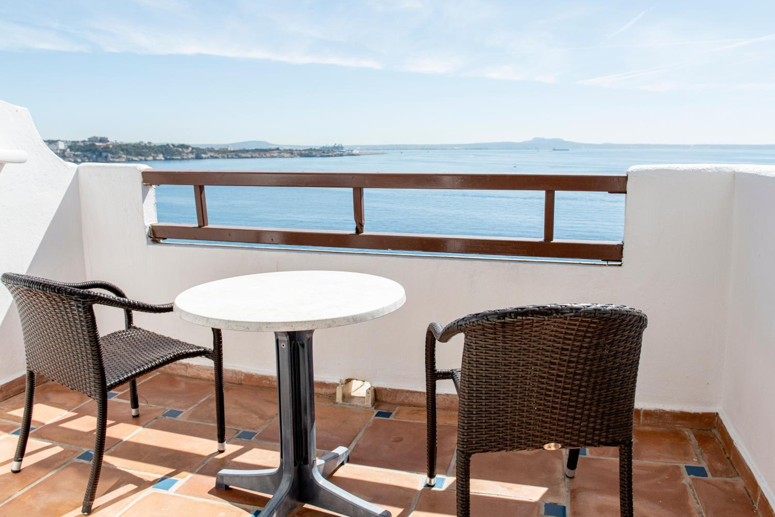 Double Premium Sea View thumbnail 6