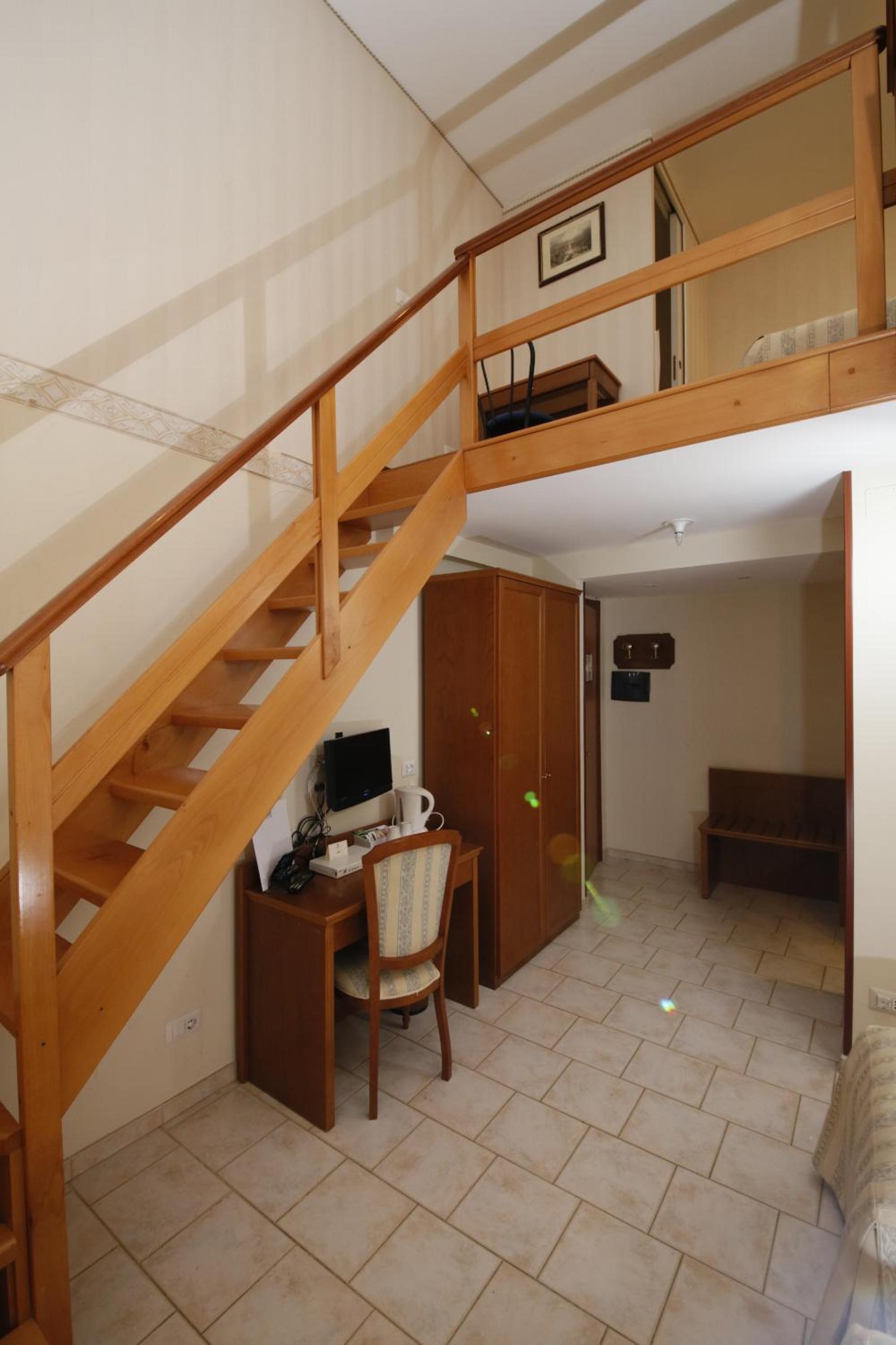 Quadruple Room - Split Level photo 2