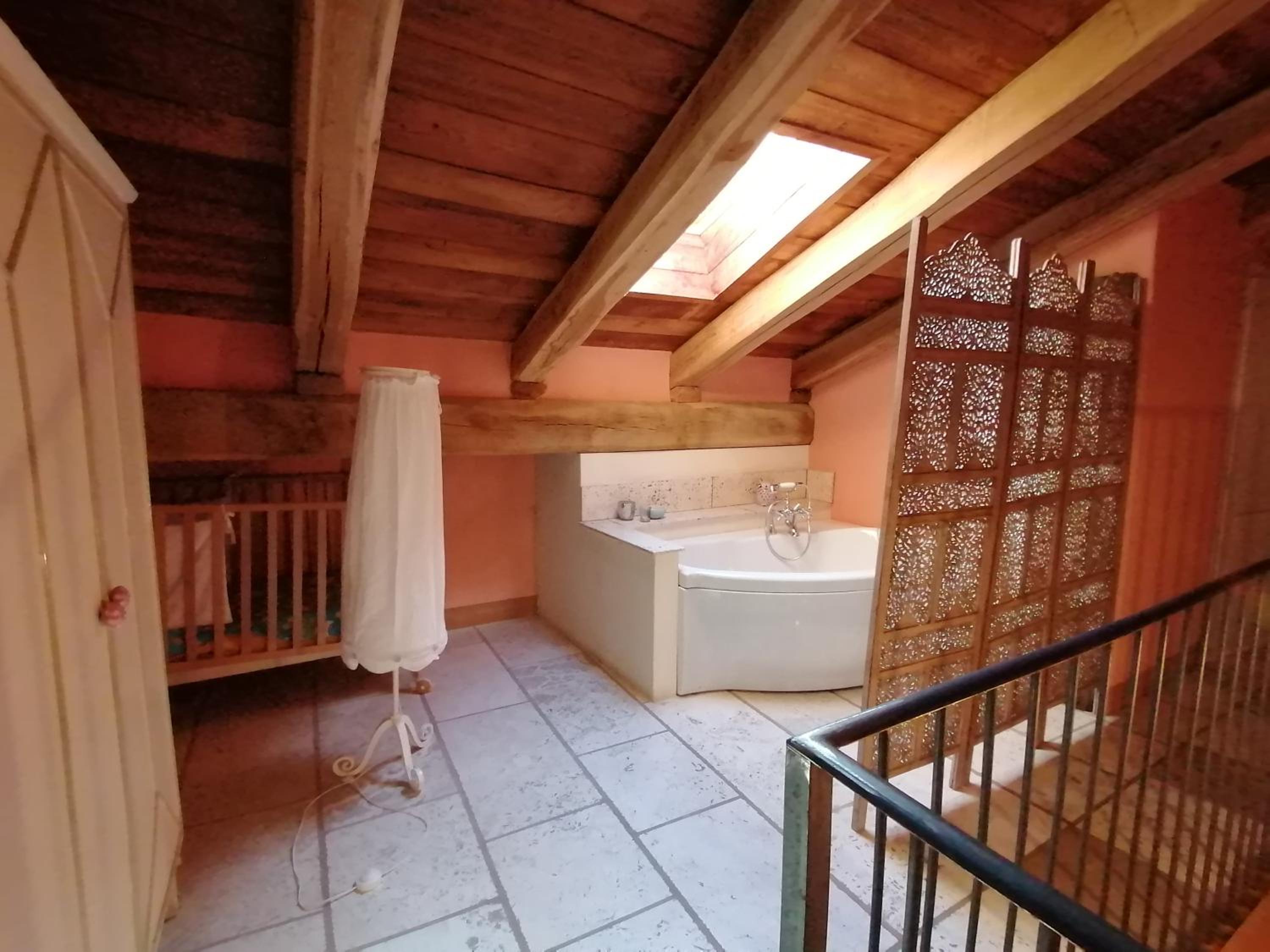 One-Bedroom House photo 1