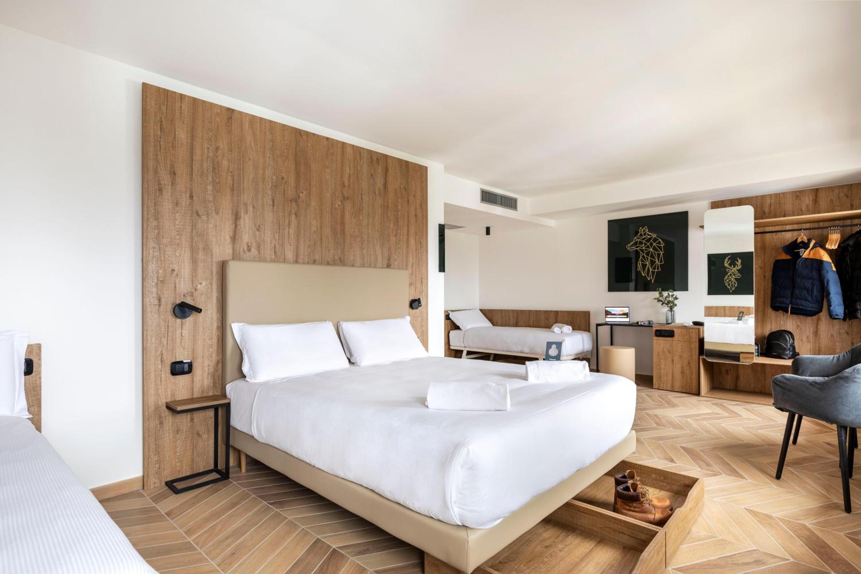 Quadruple Room photo 2